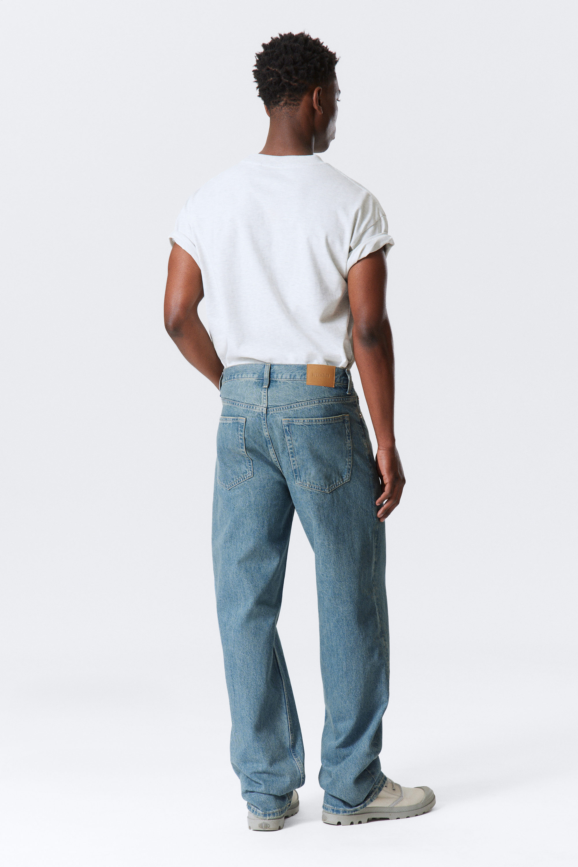 2000 Blue - Mellanblå - Galaxy Loose Straight Leg Jeans - 9
