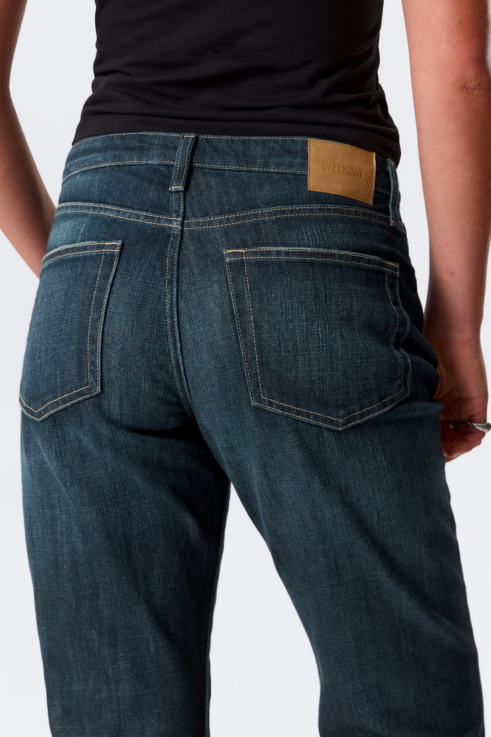 Deep Sea Blue - Dark Blue - Laika Mid Rise Regular Straight Leg Jeans - 3