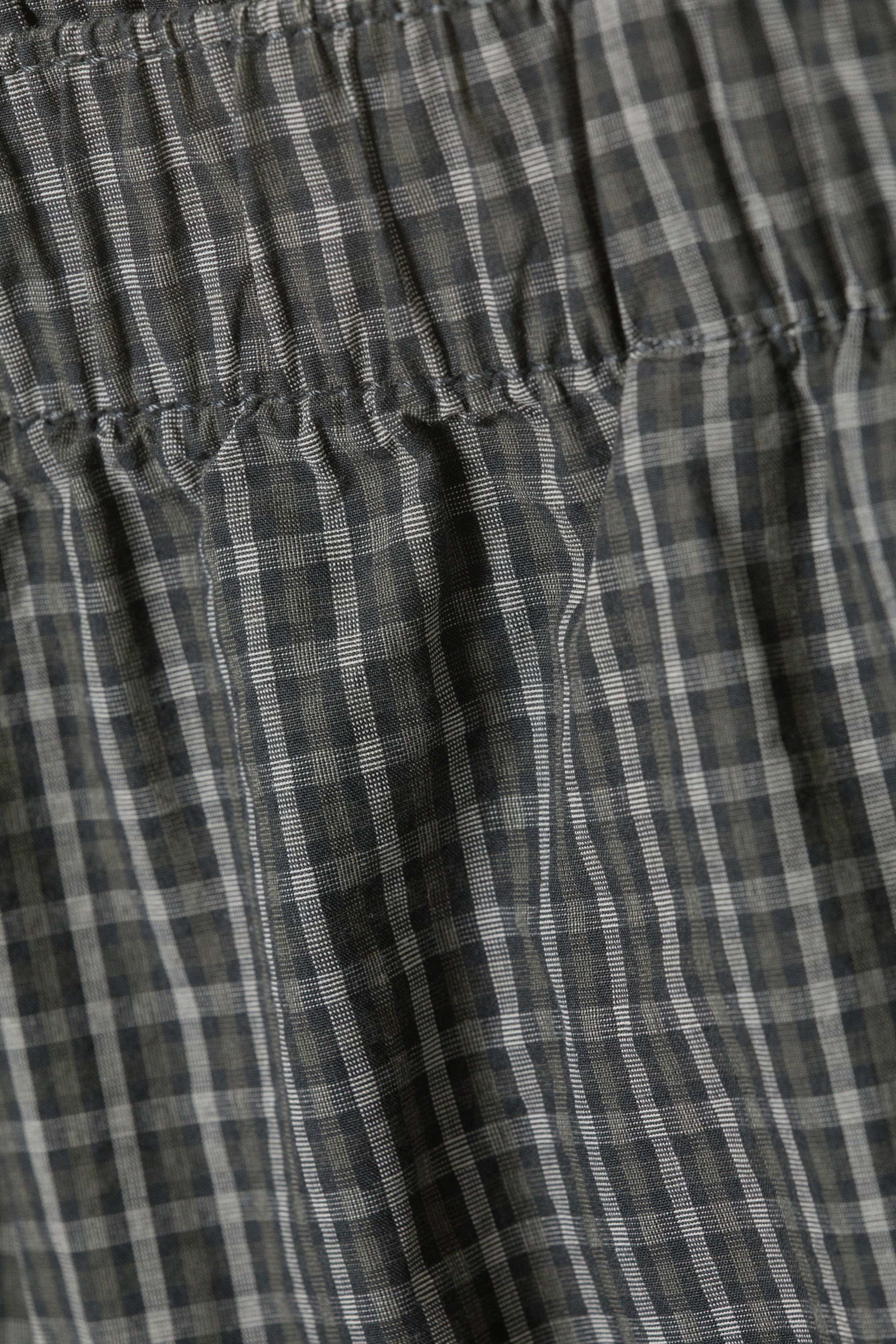 Checked Dark Mole - Low Rise Cotton Shorts - 4