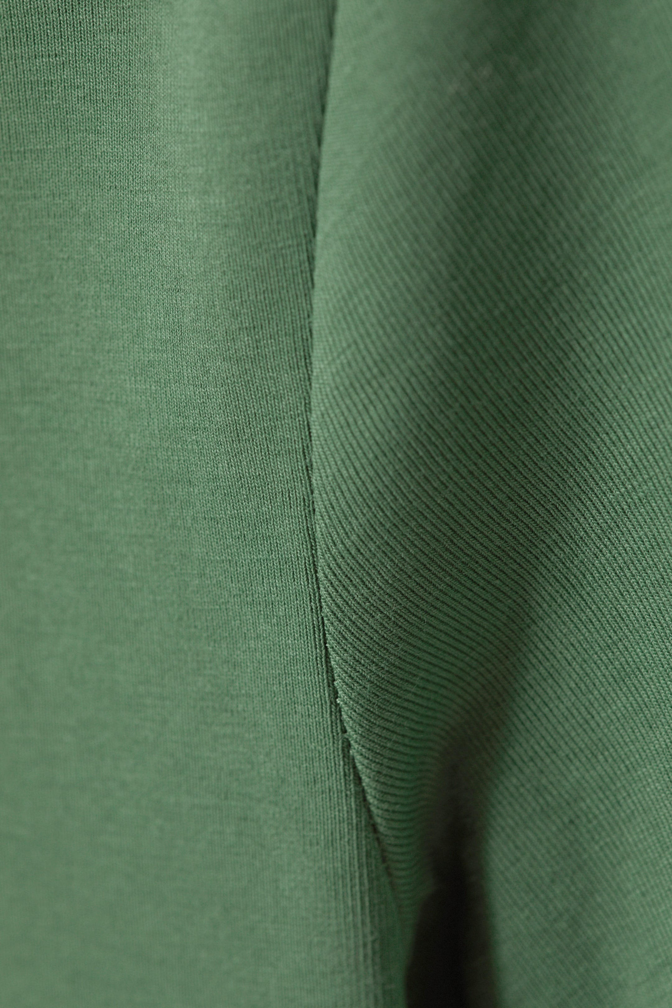 Smaragdgrün - Schmal geschnittenes T-Shirt - 1