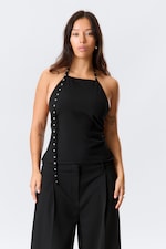 Schwarz - Neckholder-Top mit Ösendetails - 0