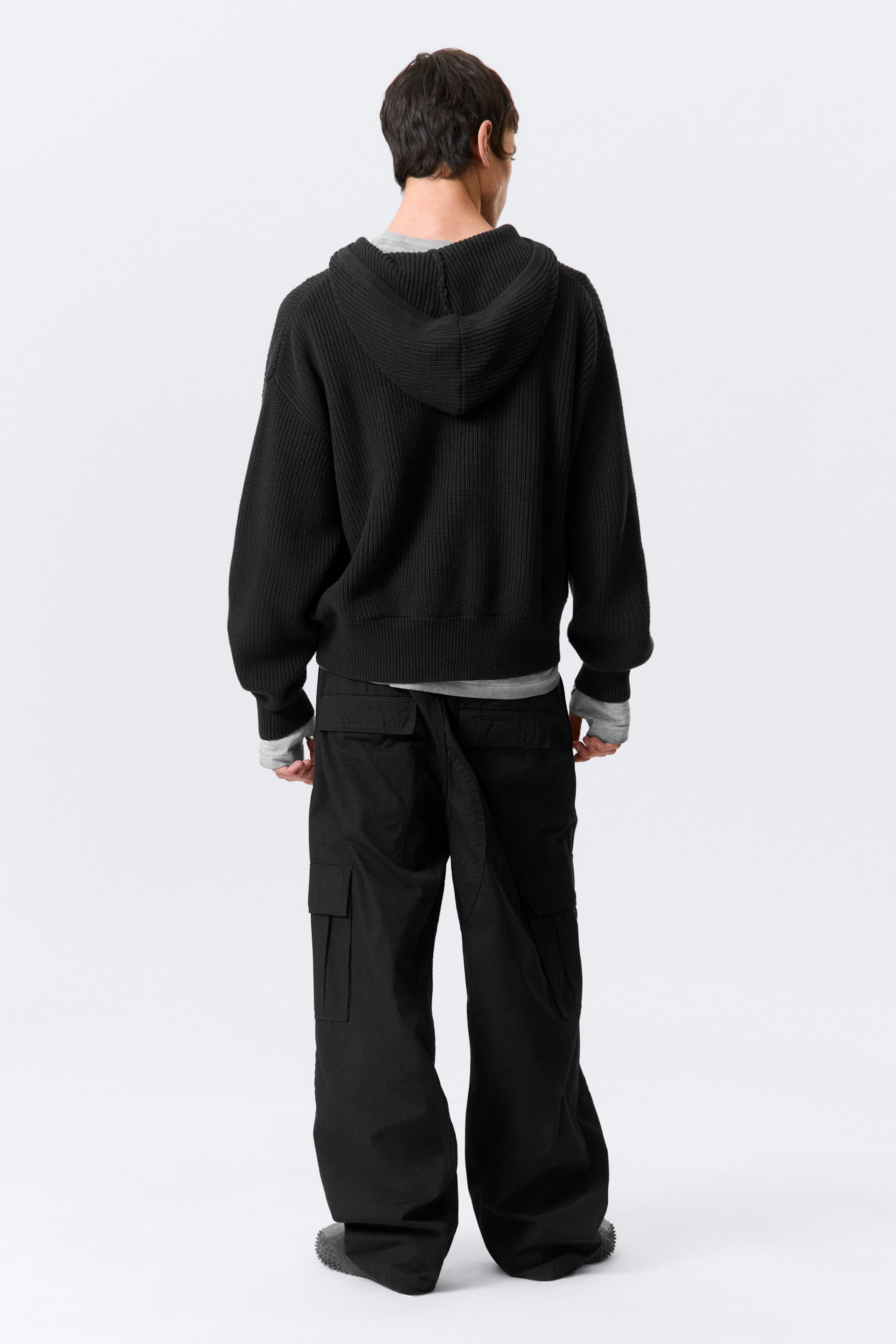 Black - Boxy Knitted Hoodie - 2