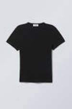 Zwart - Doorschijnend nauwsluitend T-shirt in linnenmix - 0