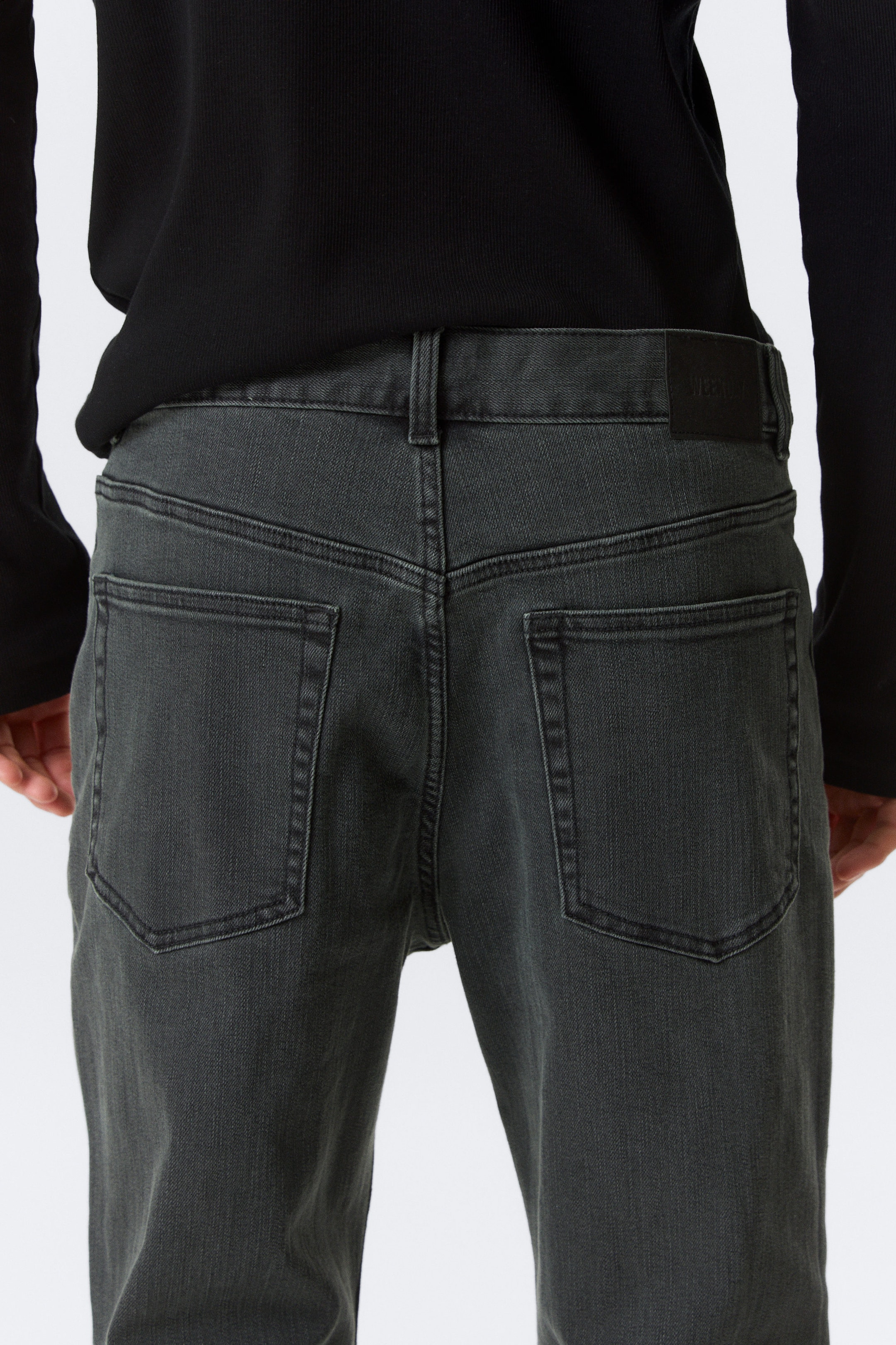 Elegie Black - Schwarz - Mid Rise Regular Bootcut Leg Jeans - 4