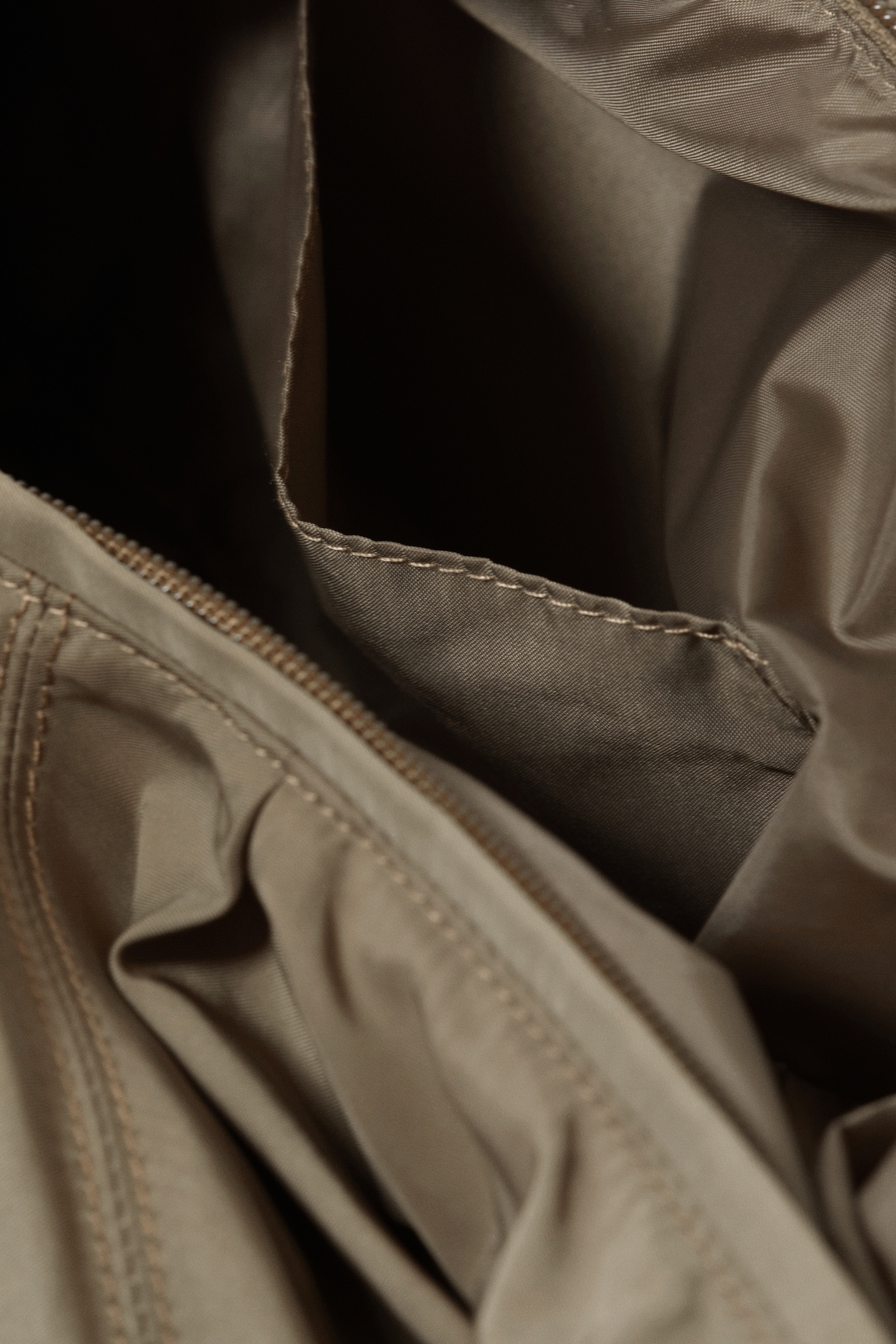 RUCHED CROSSBODY BAG - Dark Beige/Black - 7