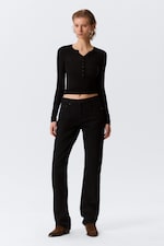 Black Rinse - Black - Laika Mid Rise Regular Straight Leg Jeans - 0