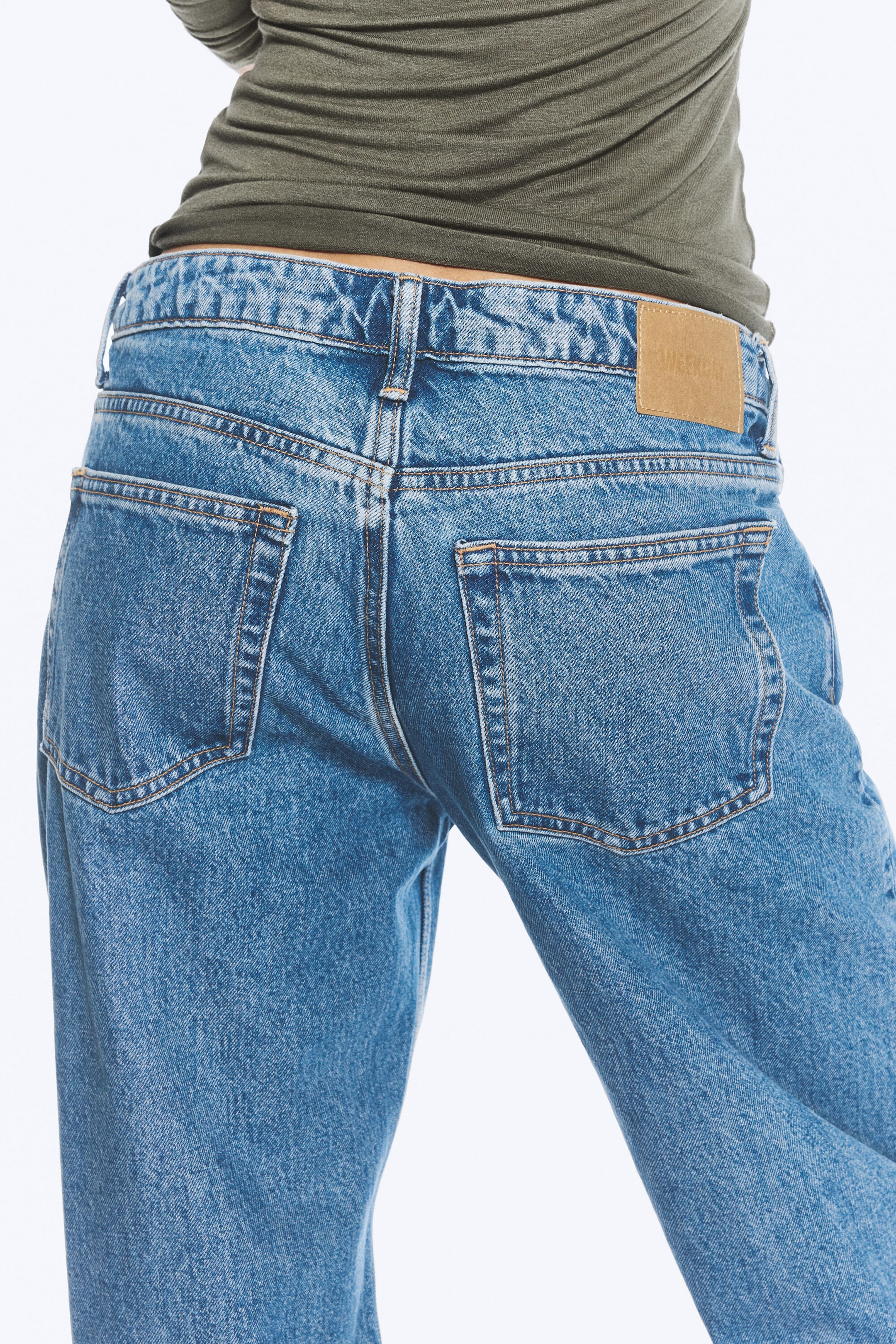 90-tallsblå – middels blå - Imoo jeans med lavt liv, vide ben og løs passform - 4