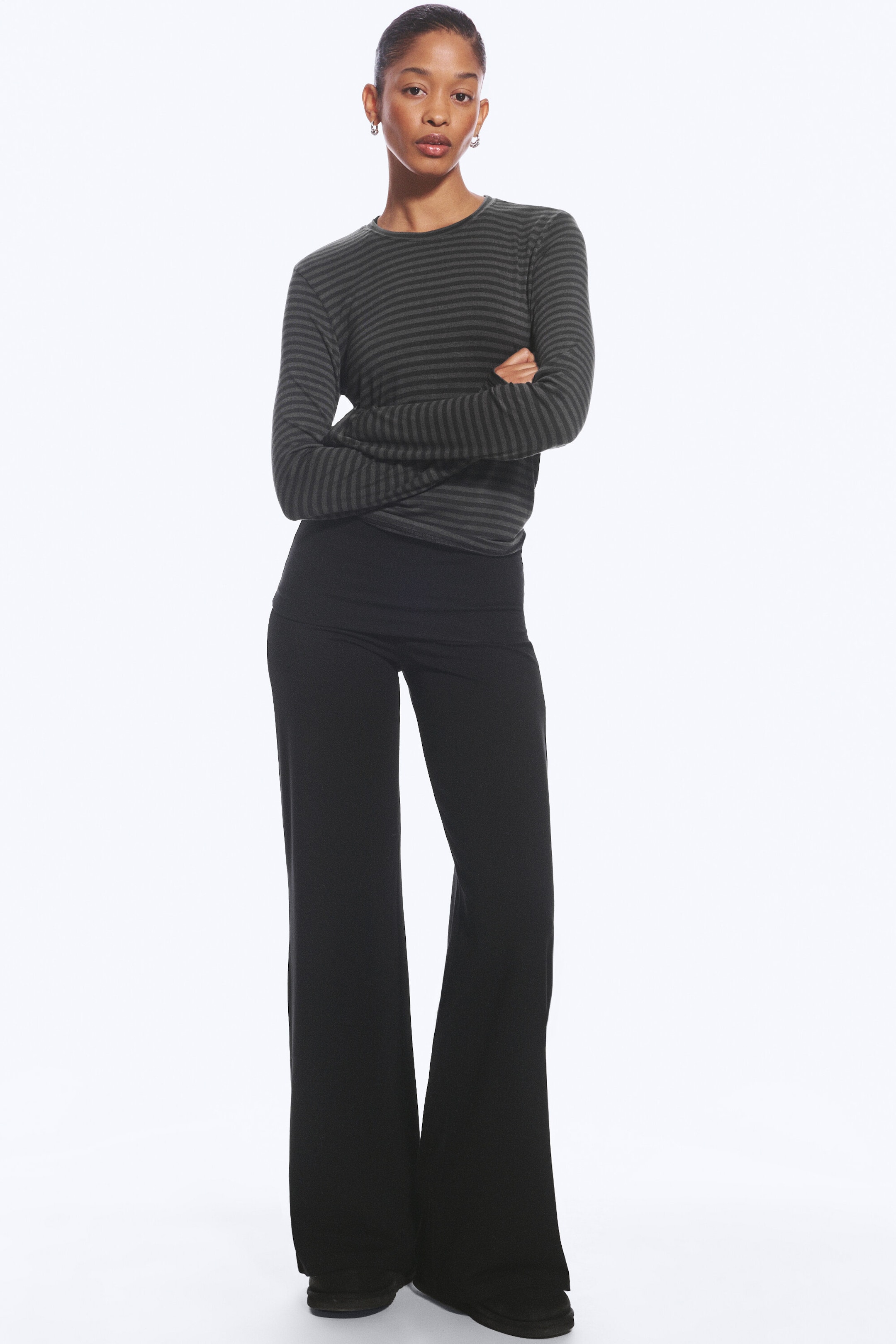 Black - Mid-Rise Flared Pyjama Trousers - 1