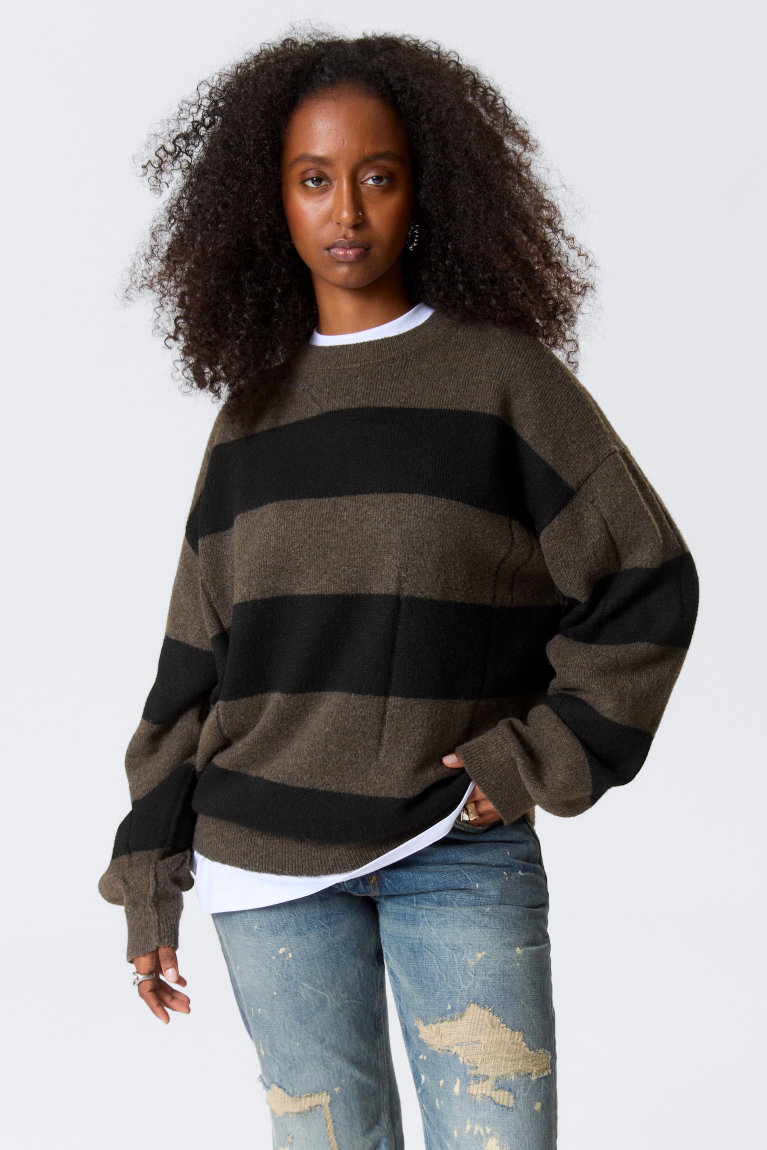 Pullover a righe con rotture - Marrone e nero a righe