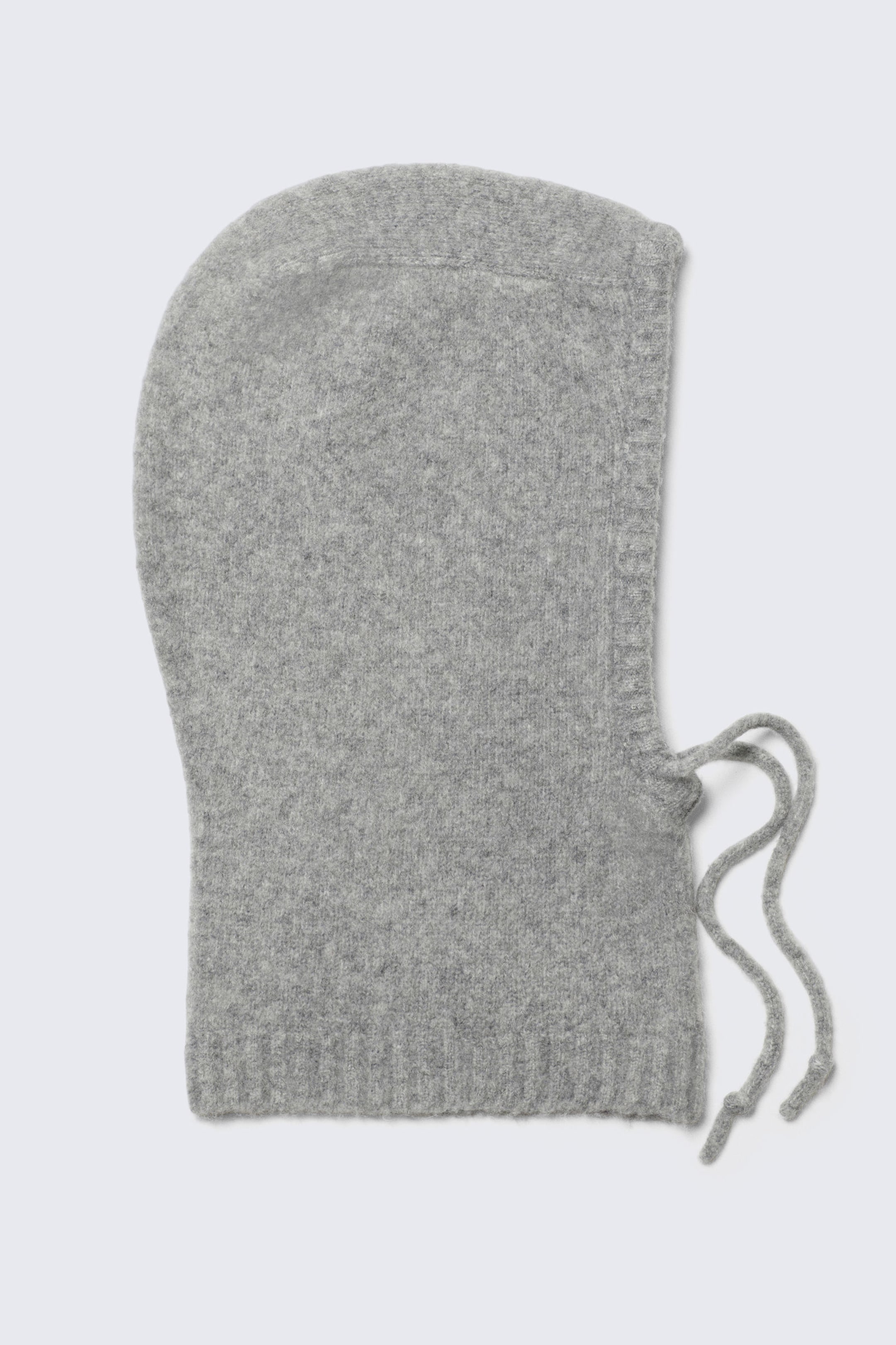 Mellan grå - Lotta Hood