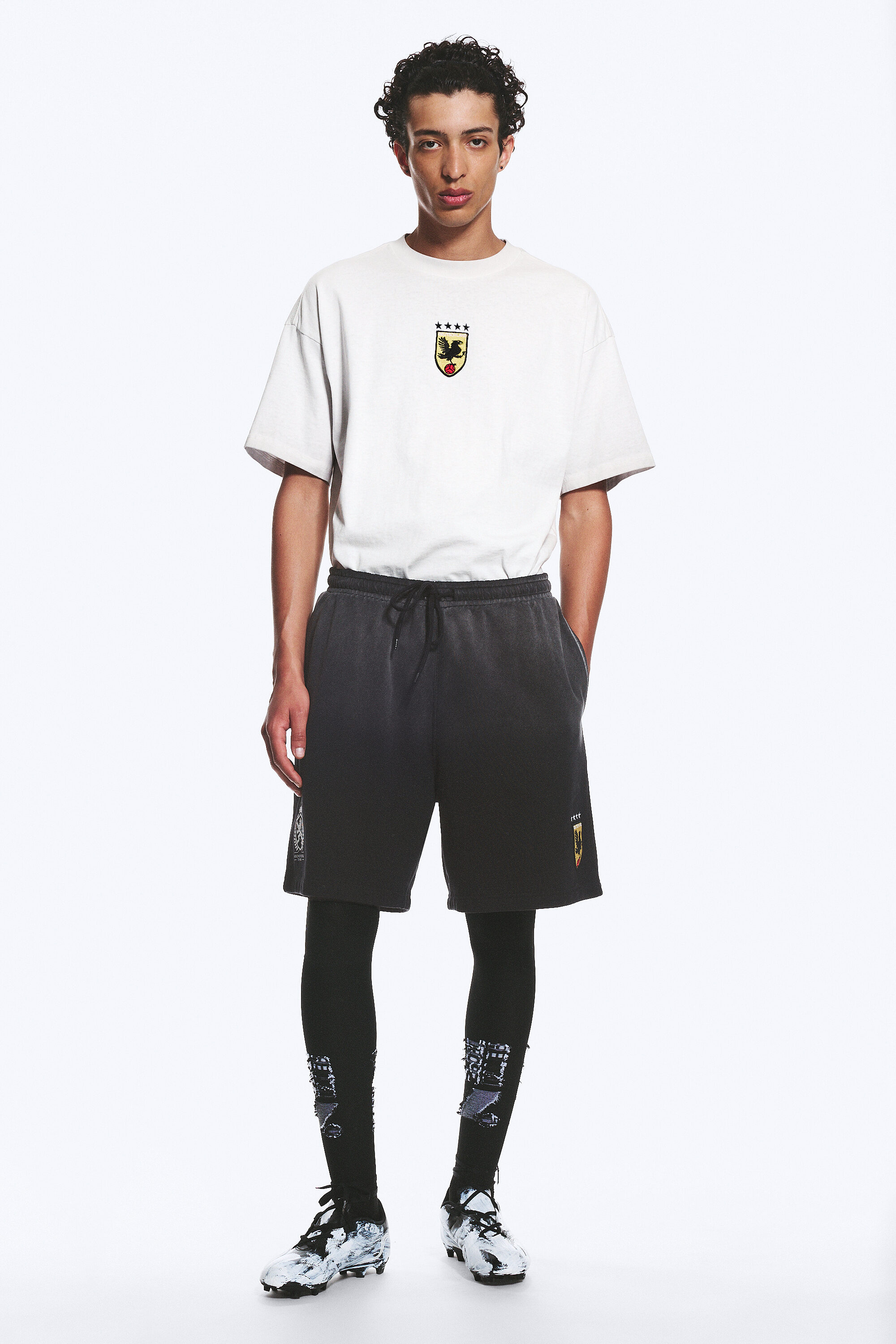 toffs relaxed jersey football shorts - Off Black | Weekday WW