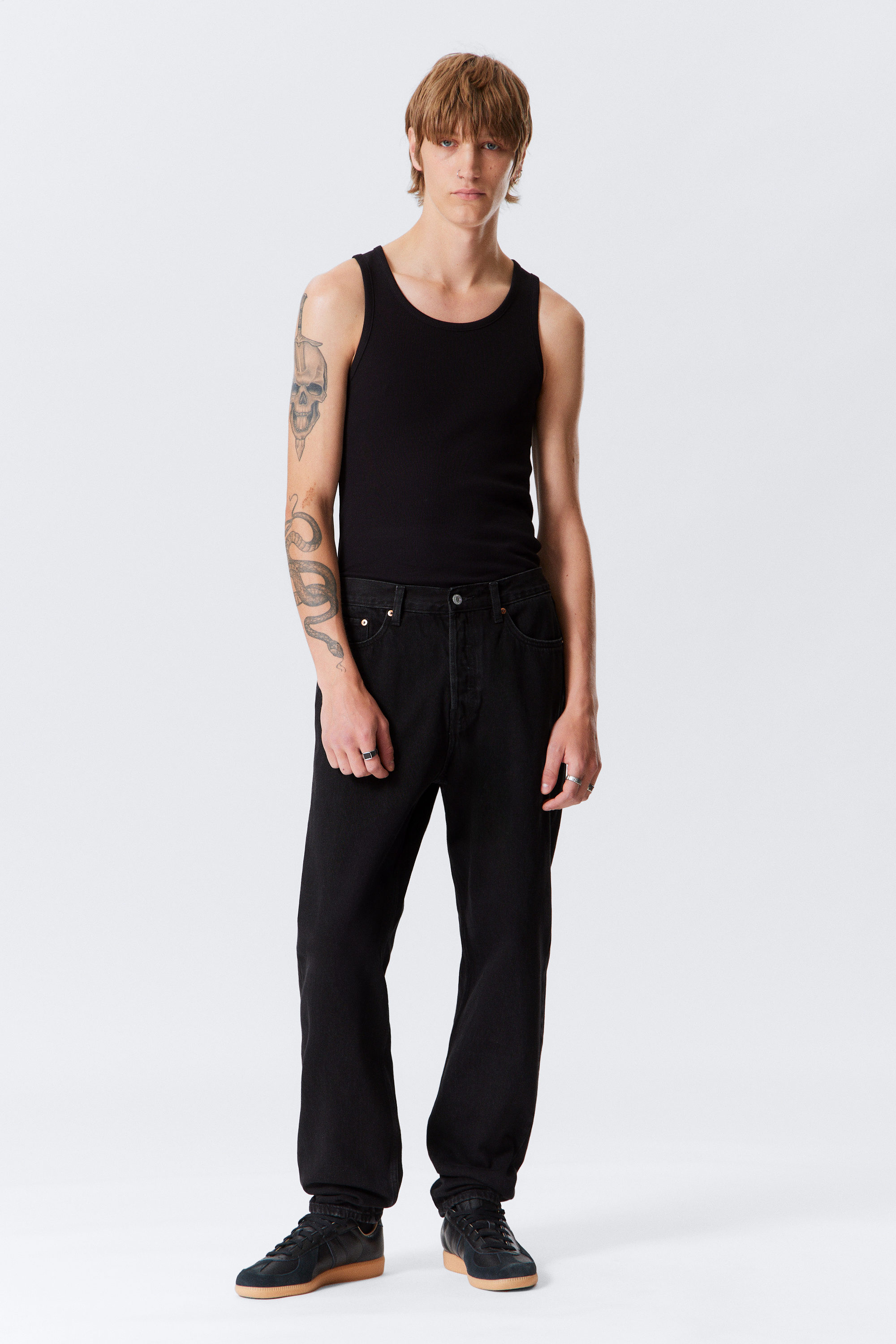 Tuned Black - Schwarz - Ray Relaxed Tapered Leg Jeans - 1