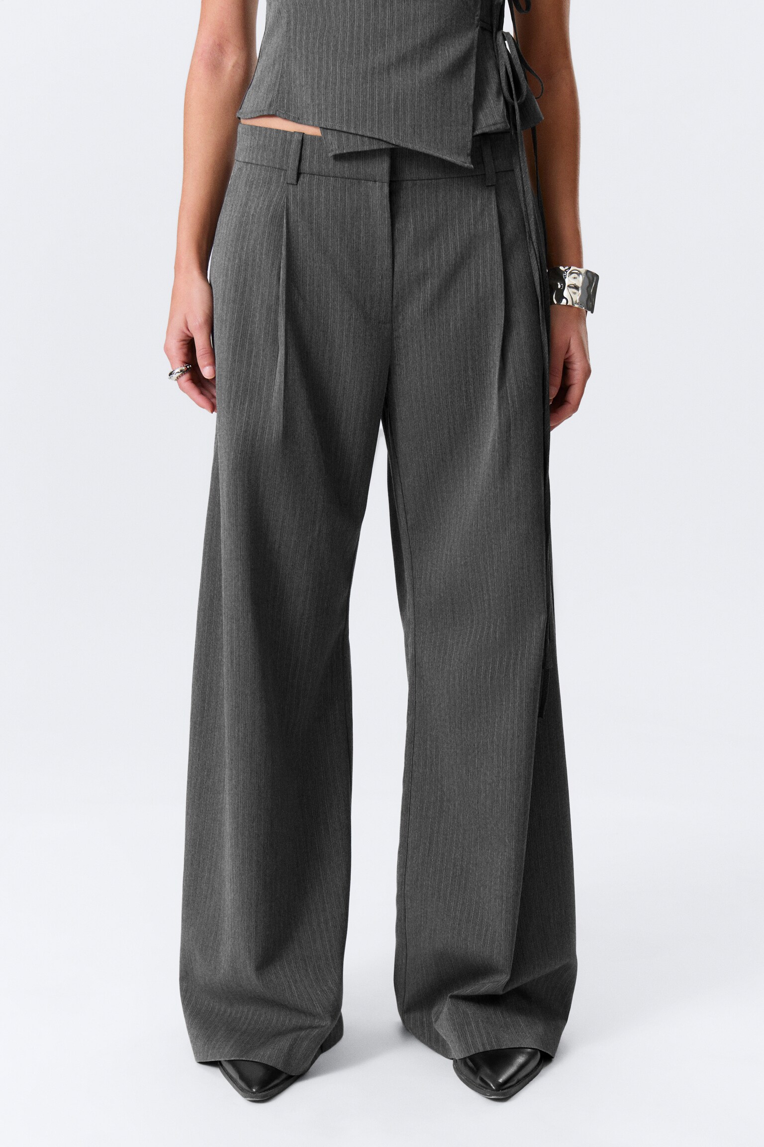 Low Waist Wide Suiting Trousers - Šedý melír s proužky/Tmavá khaki zelená/Black - 5