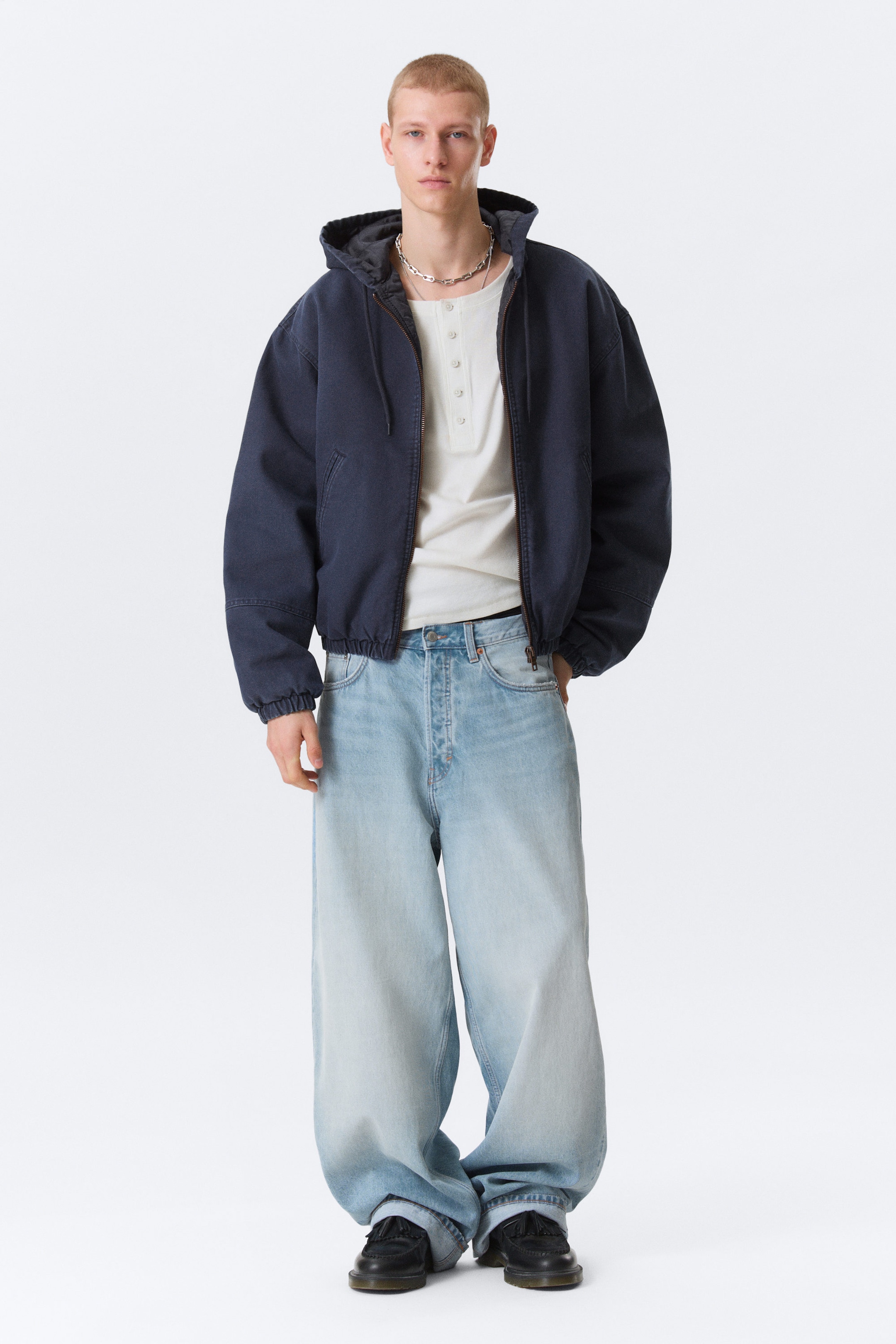 Tvättad Marinblå - Bomberjacka med huva och ledig passform - 1