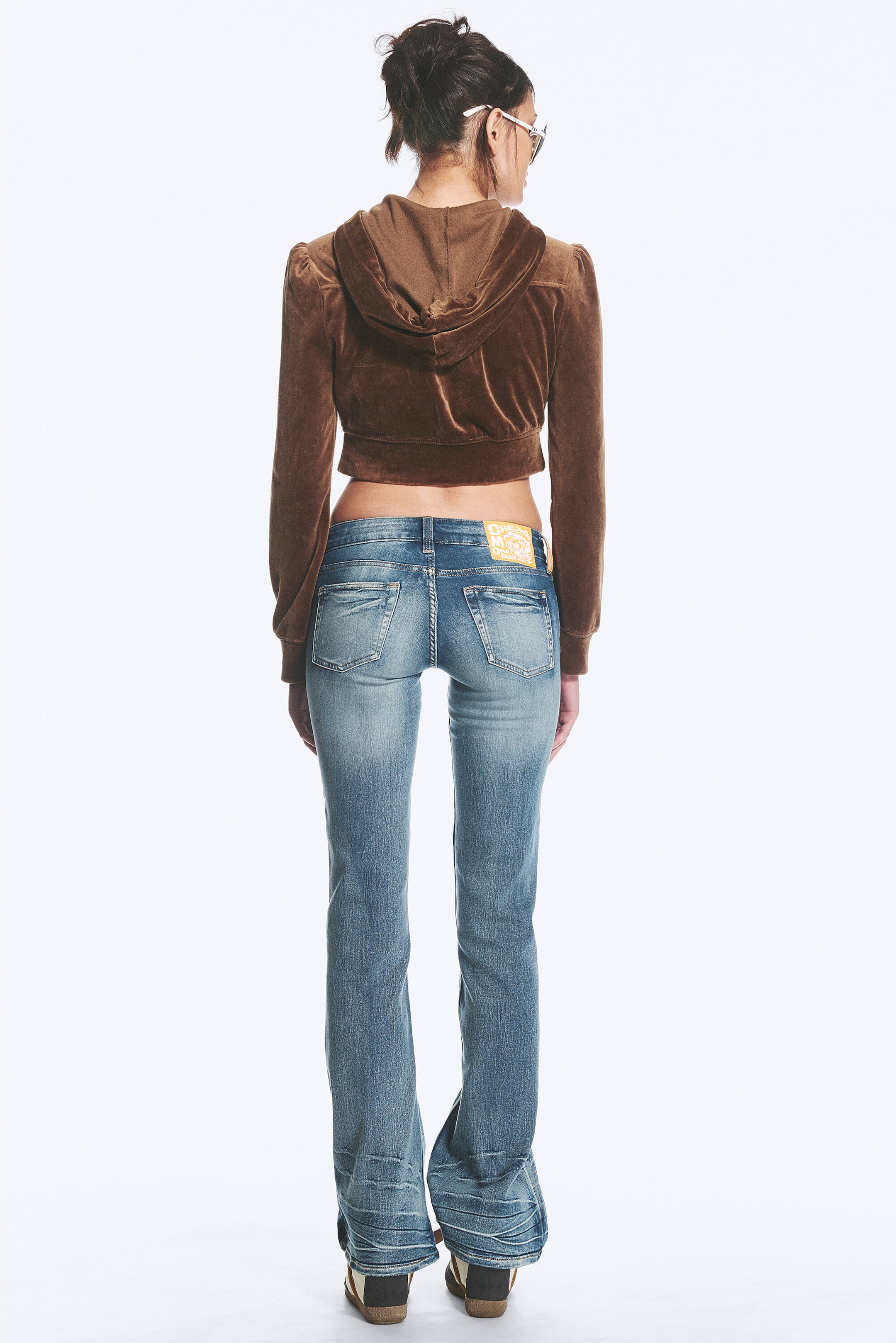 Thorn Blue - Medium Blue - Booty Bei Low Rise Skinny Bootcut Jeans - 4