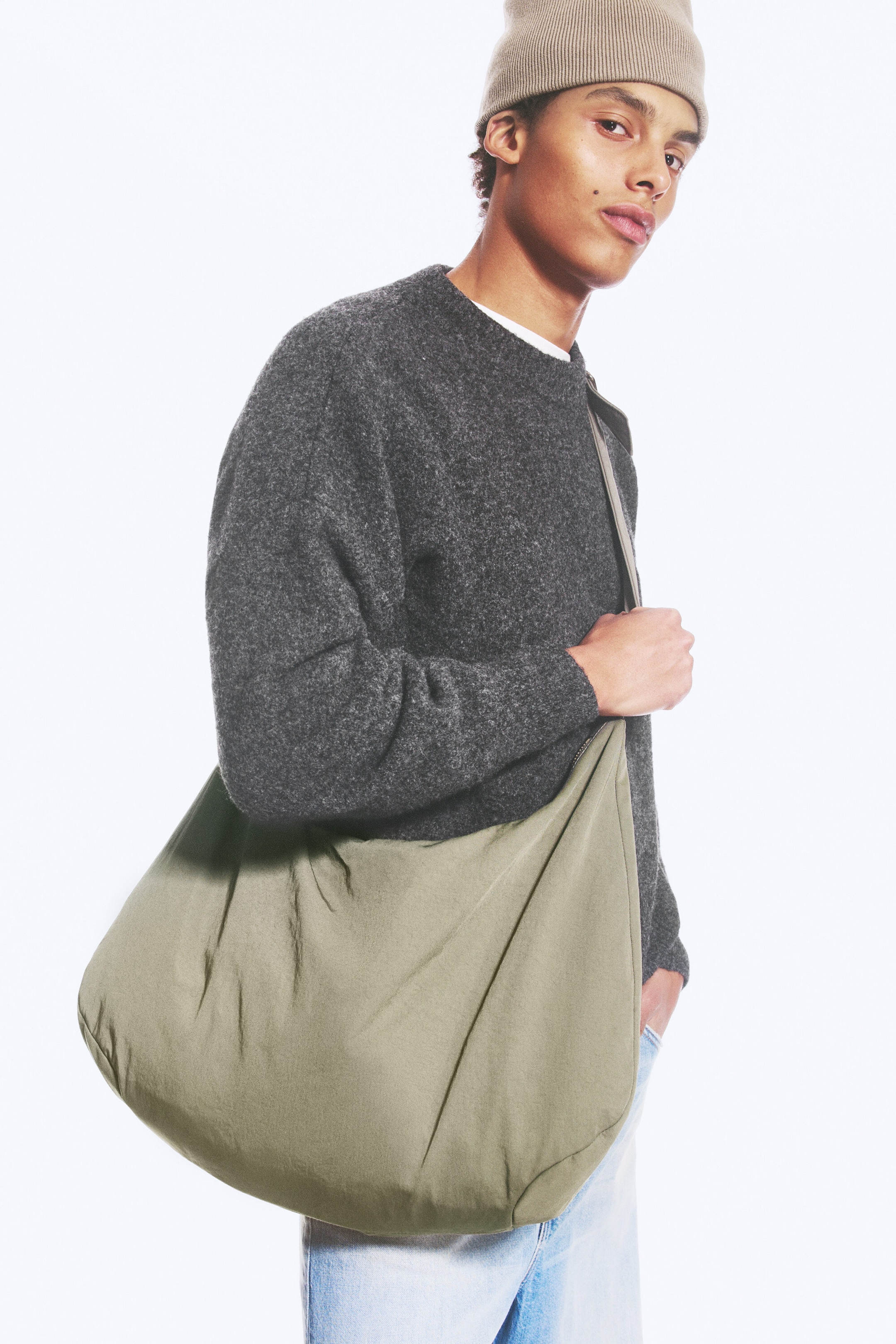 Khakigrön - Halvcirkelformad crossbody-väska - 3