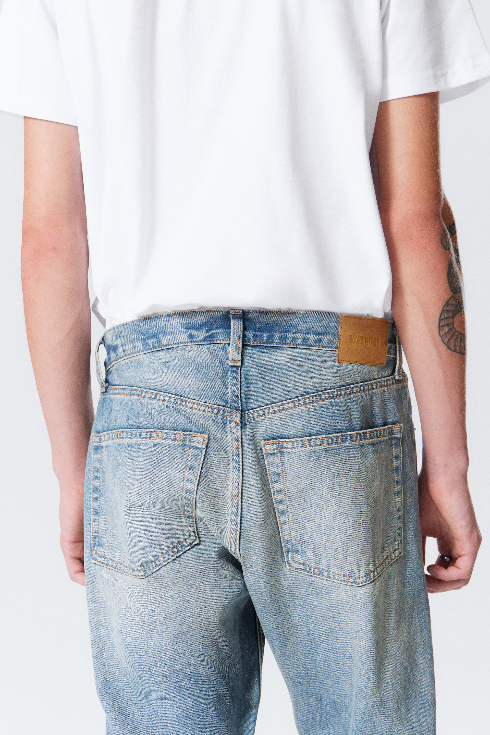 Seventeen Blue - Medium Blue - Orbit Mid Rise Regular Straight Leg Jeans - 4