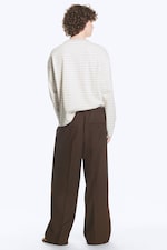Donkerbruin - Ruimvallende wijde pantalon met plooien - 3