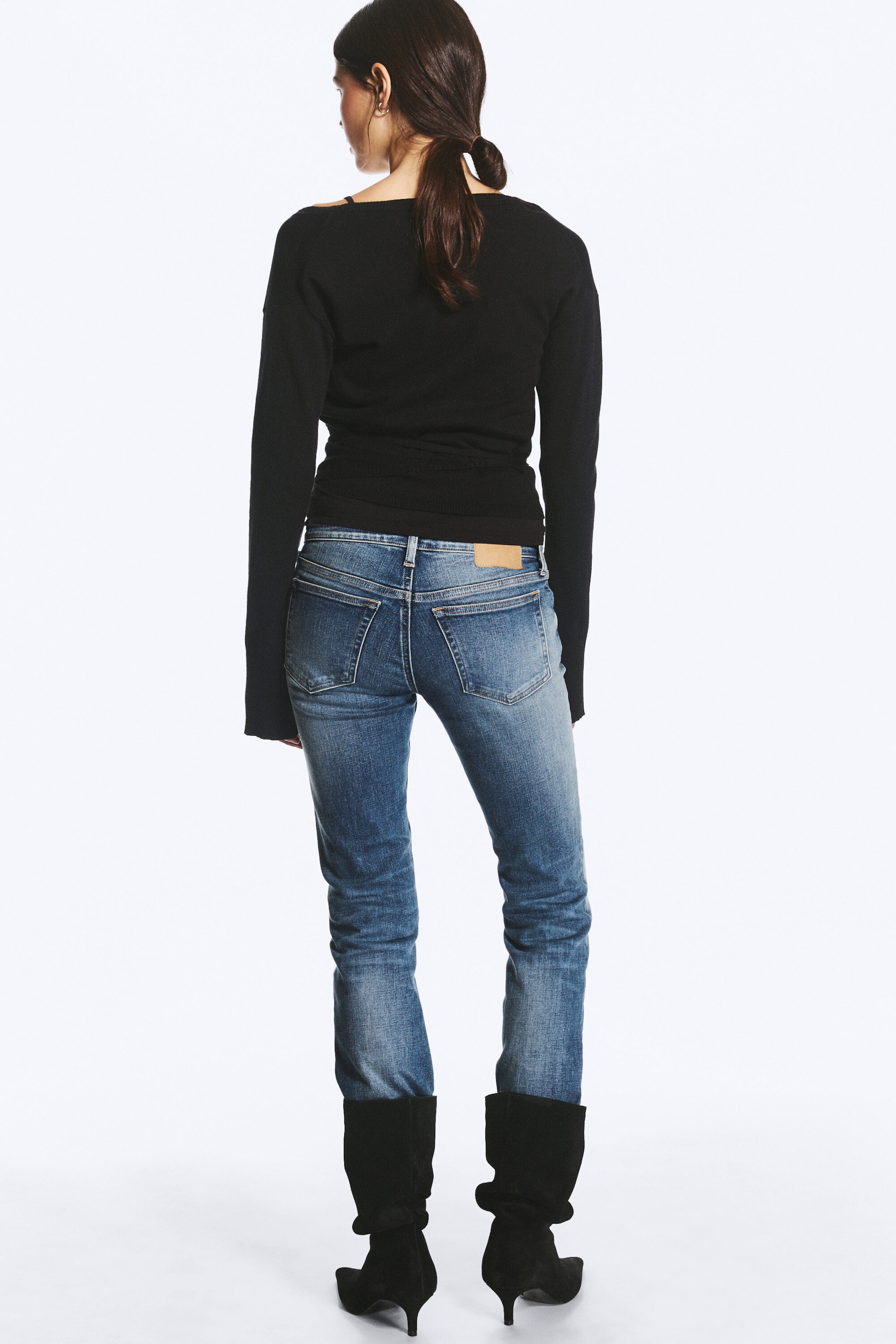 Svart - Omslagsstrikket cardigan med V-hals - 3