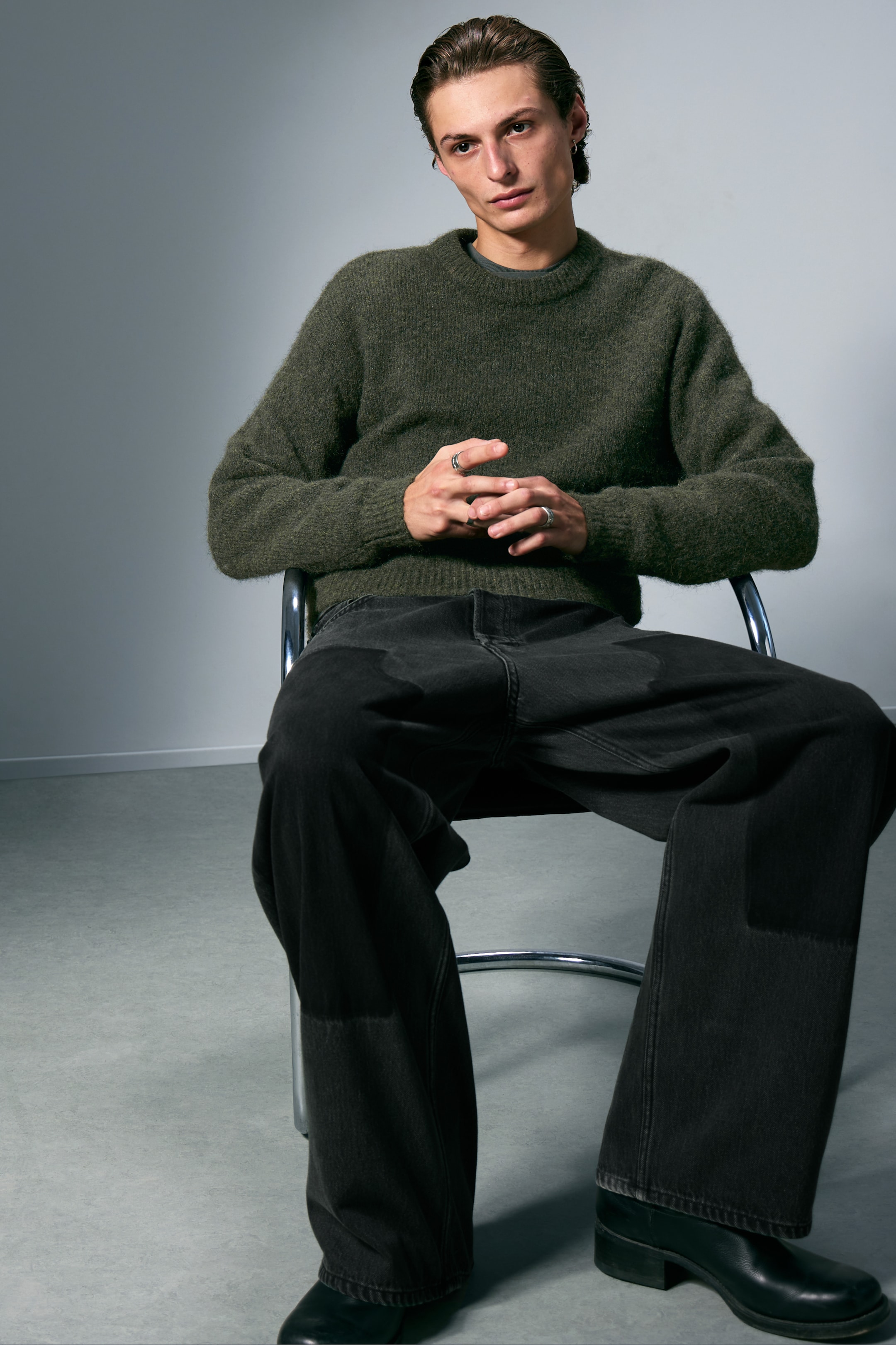 Visa större bild: Stickad tröja i ullblandning - Mörkgrön - HERR | H&M FI 1