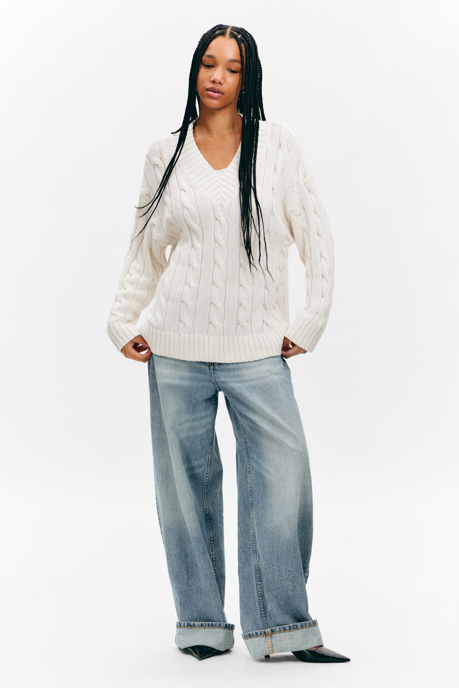 Cable Knit V-Neck Sweater - White/Dusty Pink - 3