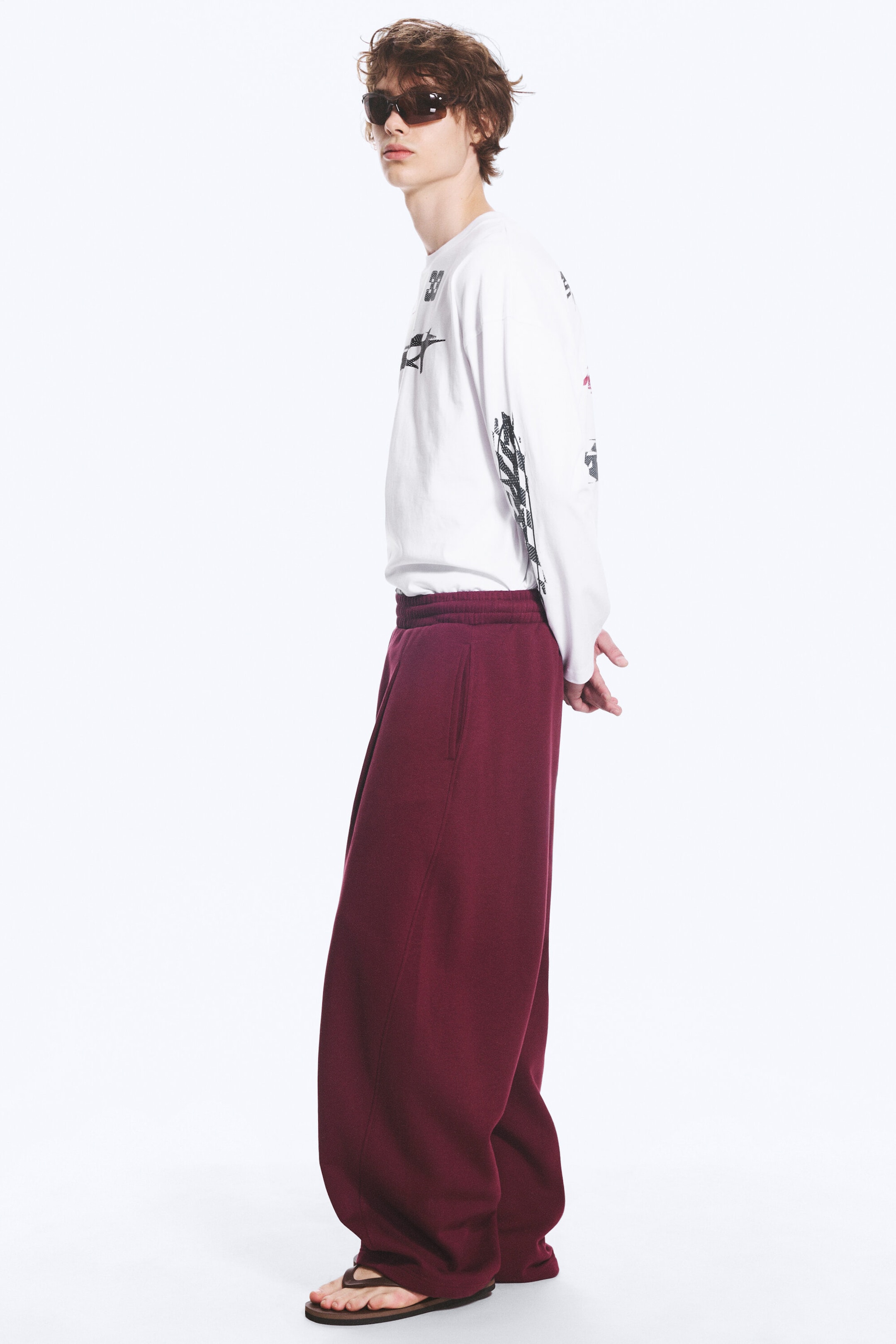 Dark Red - Loose Pleated Sweatpants - 2