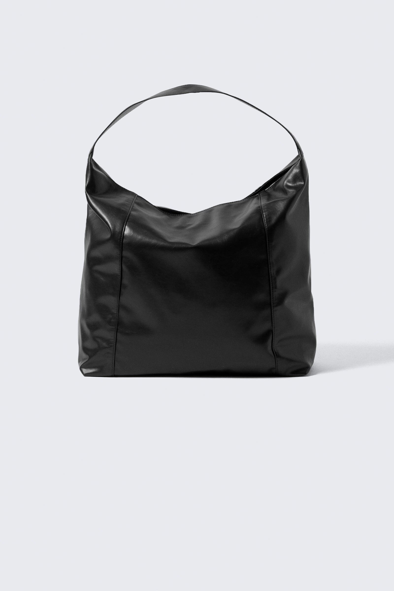 ★ DIAGONAL★ DRAWSTRING LIGHT BAG black DA251B04BK Fendi Shadow Diagonal Clutch Leather Black | Fendi