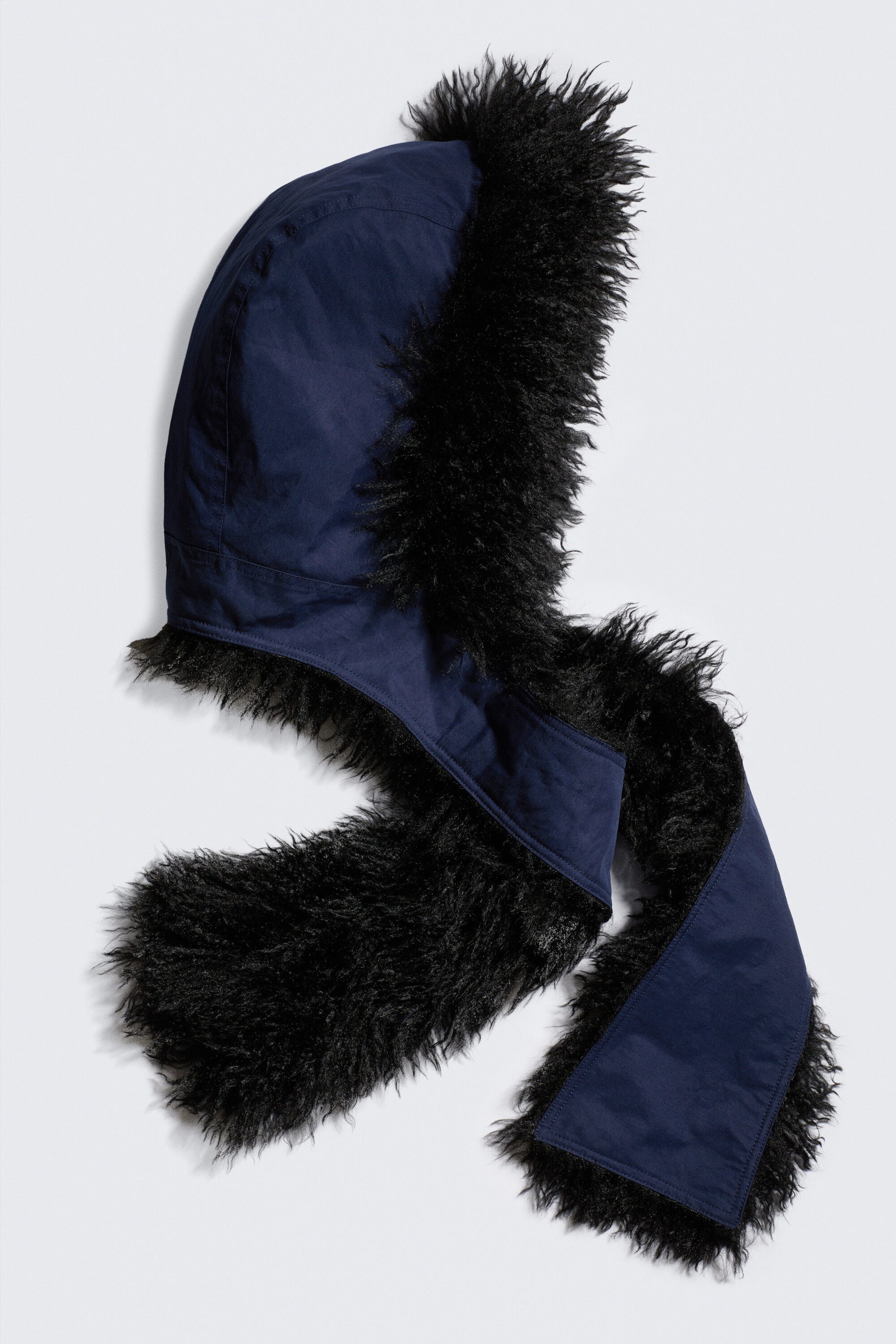 Dark Blue - Kapuzenschal aus Kunstfell - 1