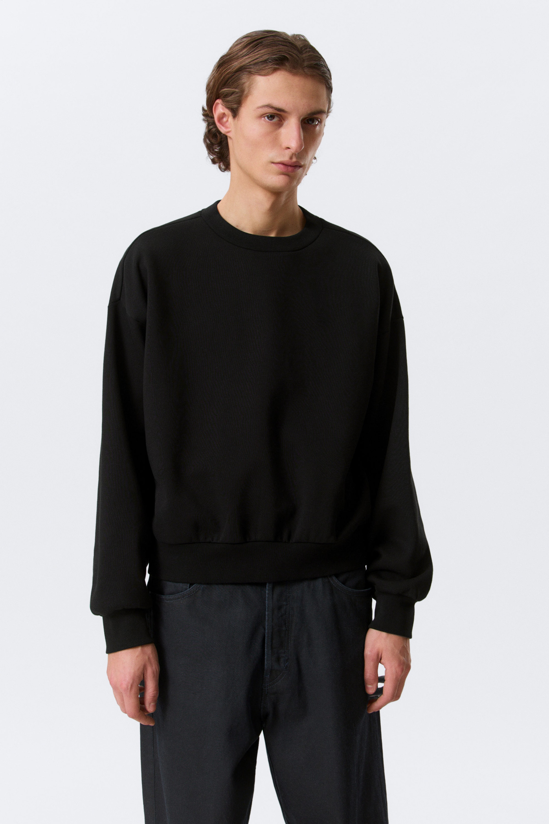 Schwarz - Sweatshirt mit lockerer Passform - 1