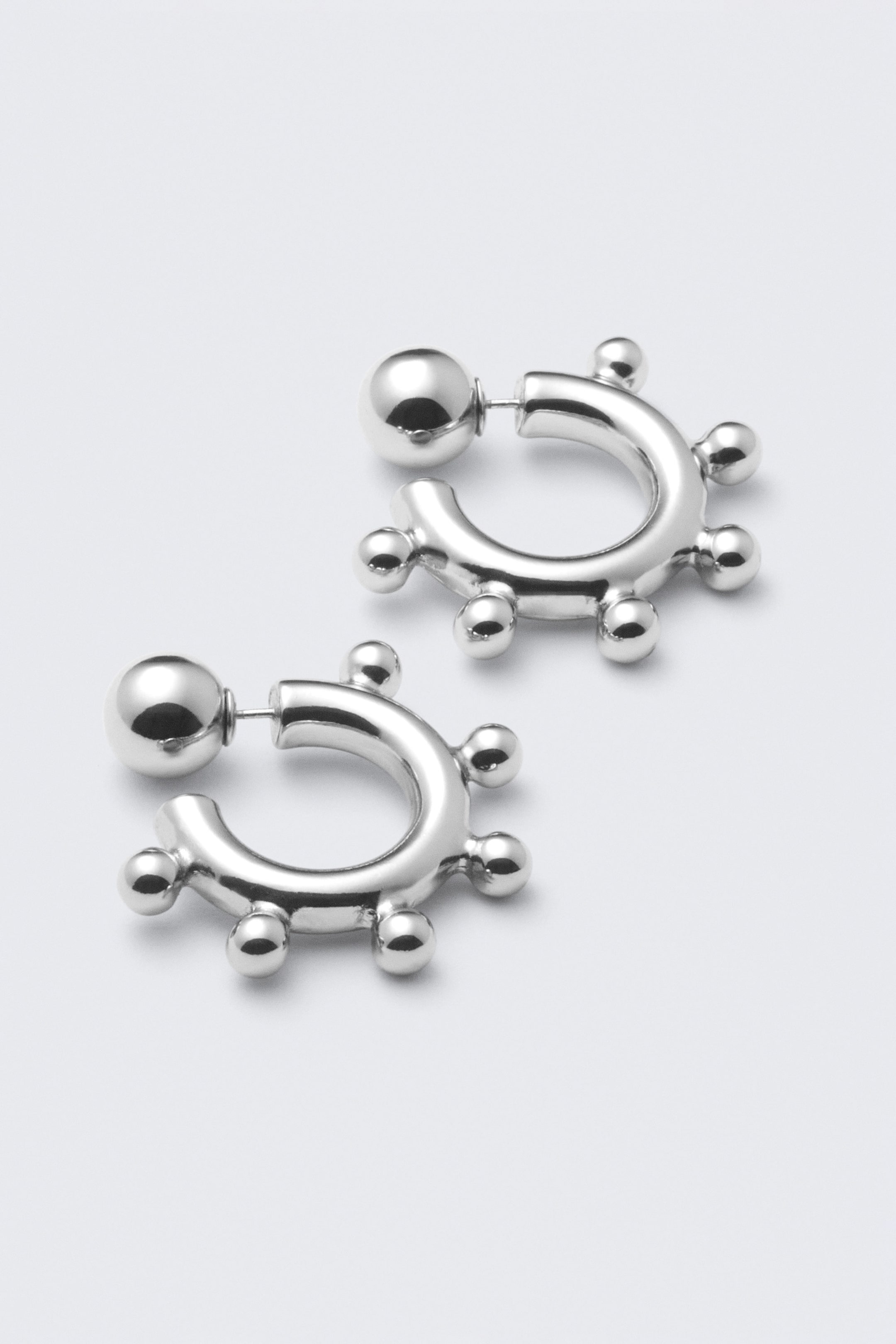 Silberfarben - Hoop-Ohrringe mit Piercing-Perlen - 2