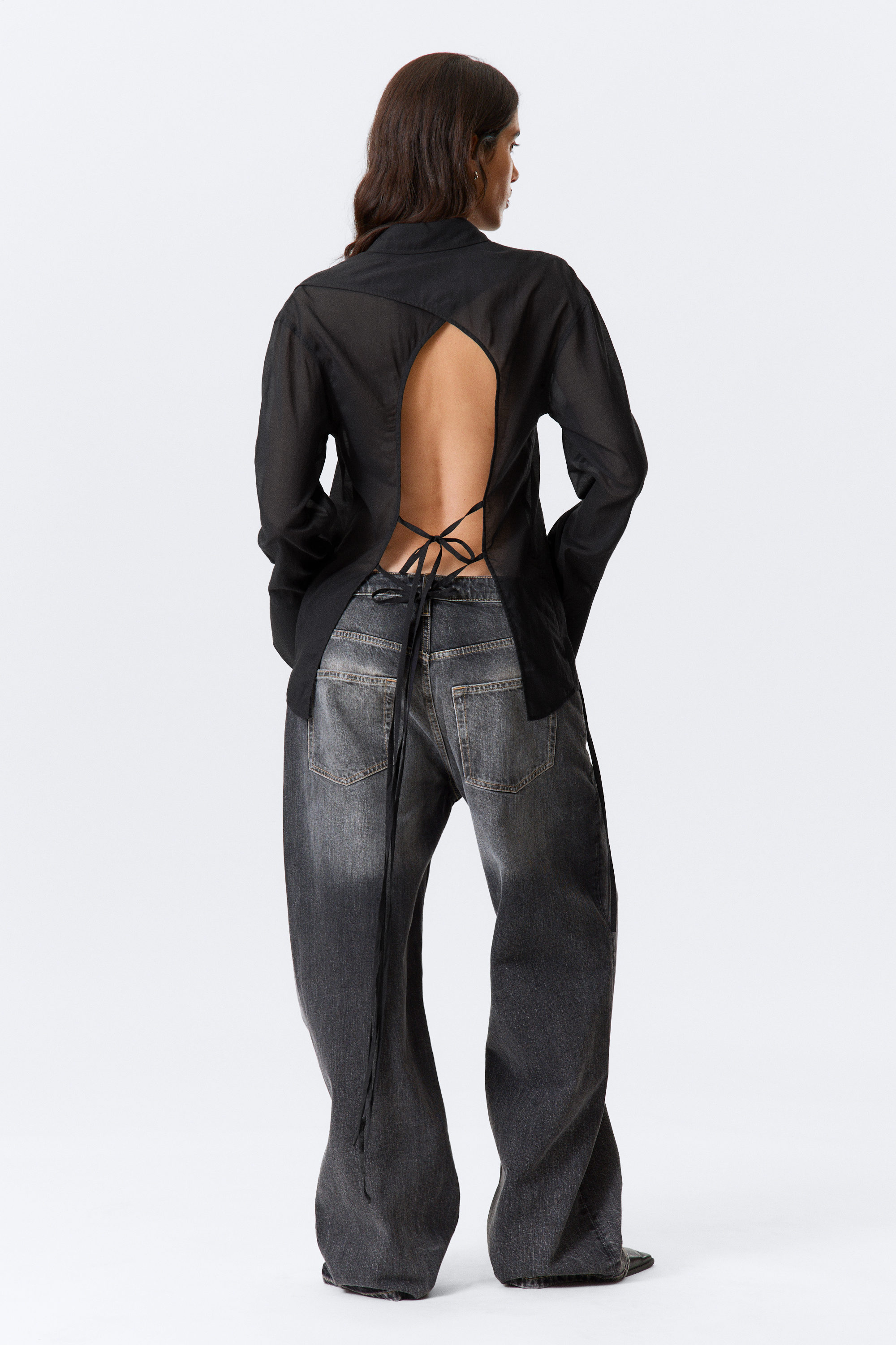 Black - Long-Sleeved Open Back Tie Shirt - 6