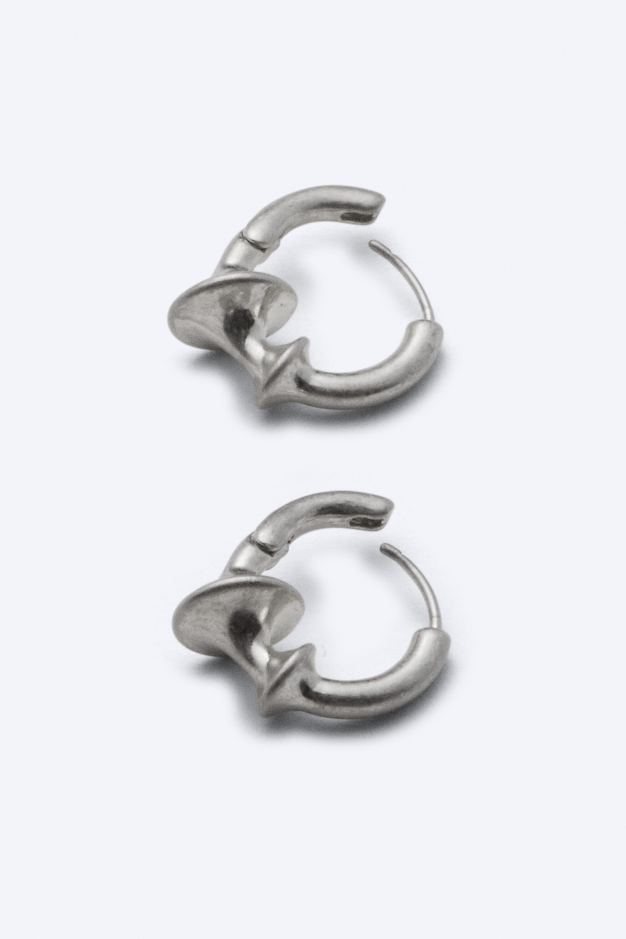 Grey Silver - Chunky mini hoops - 2