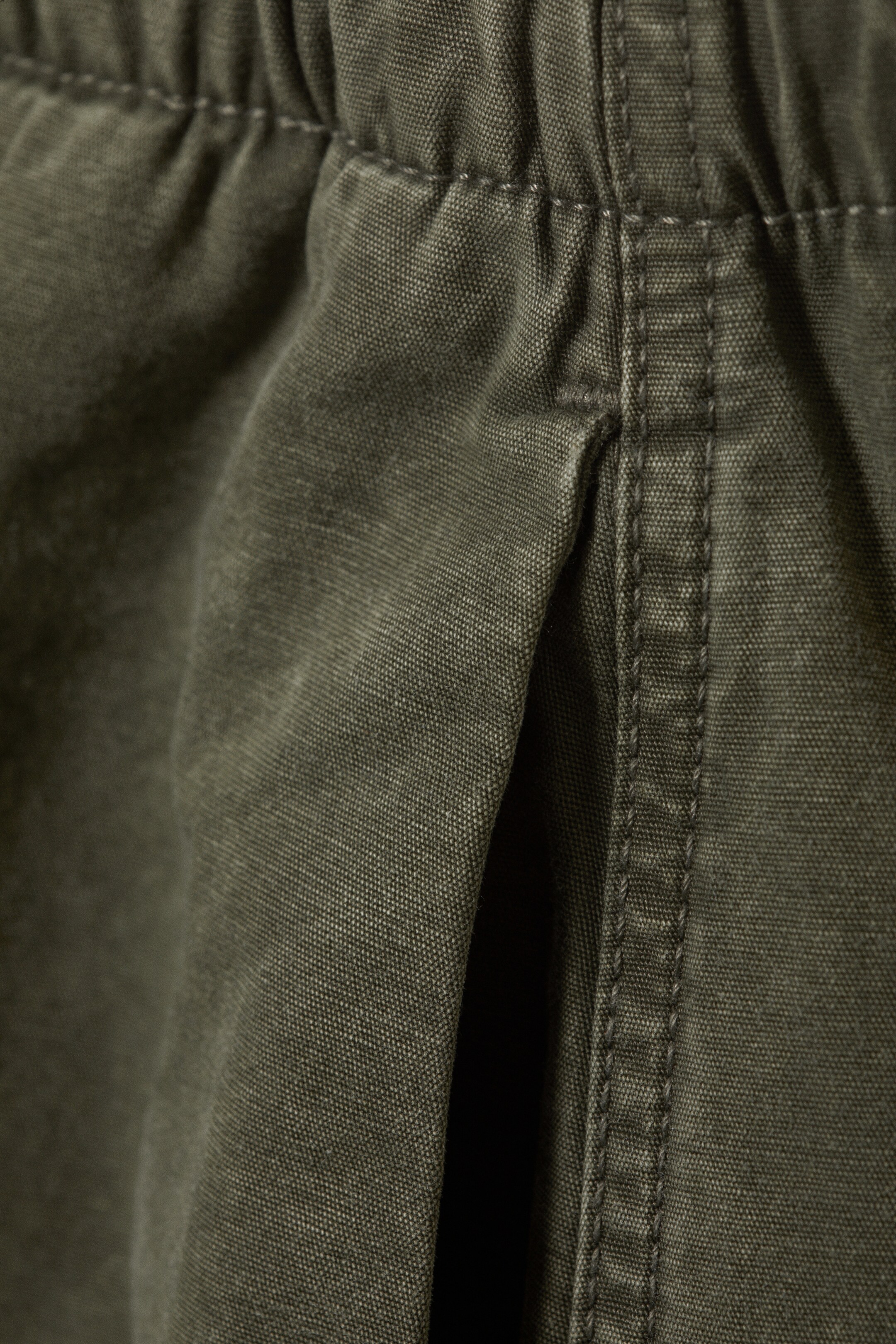 Grotere afbeelding bekijken: Low Rise Baggy Washed Canvas Trousers - Donkerkakigroen met wassing - DAMES | H&M BE 5