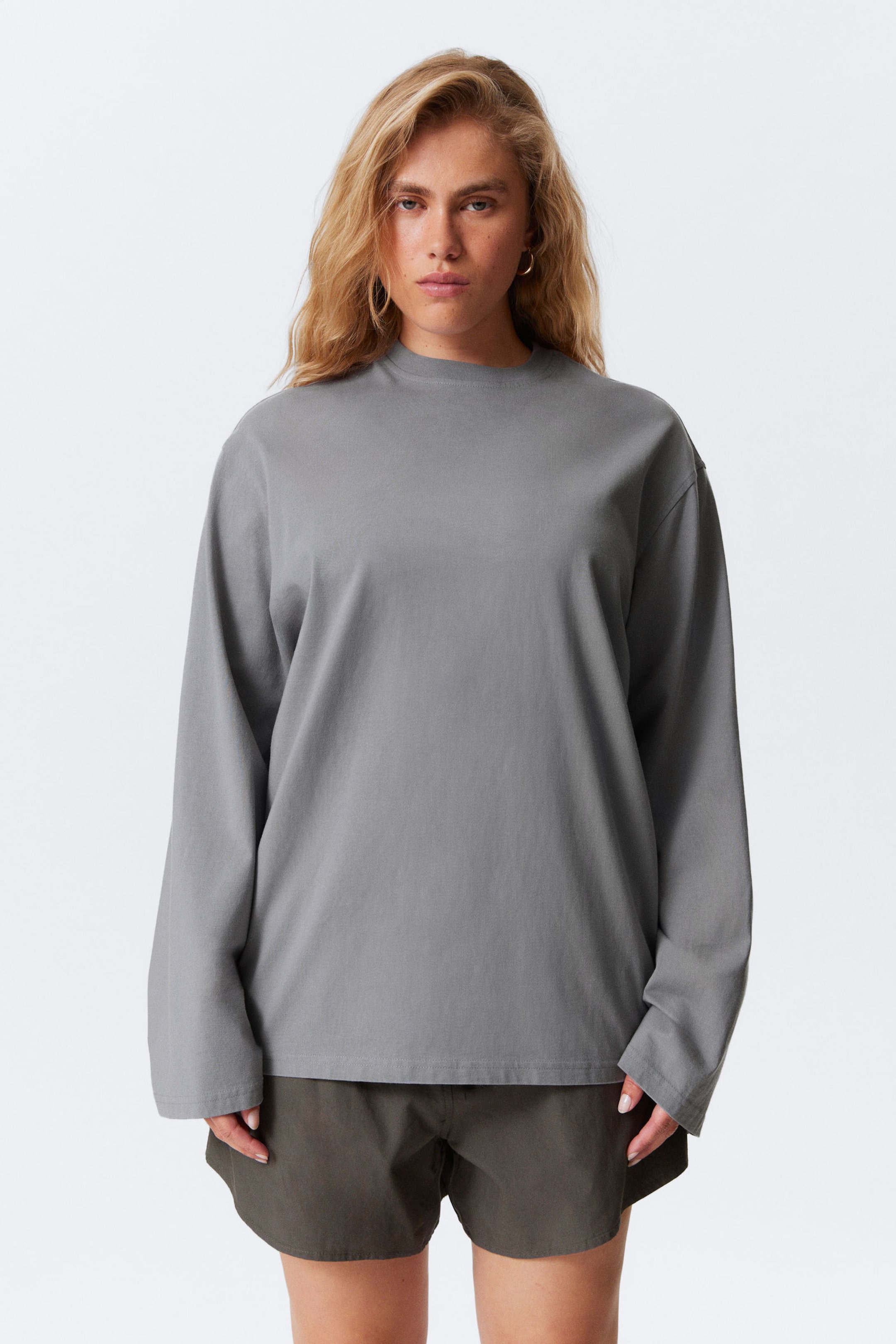 #7F8086 - Oversized T-shirt met lange mouwen - 2