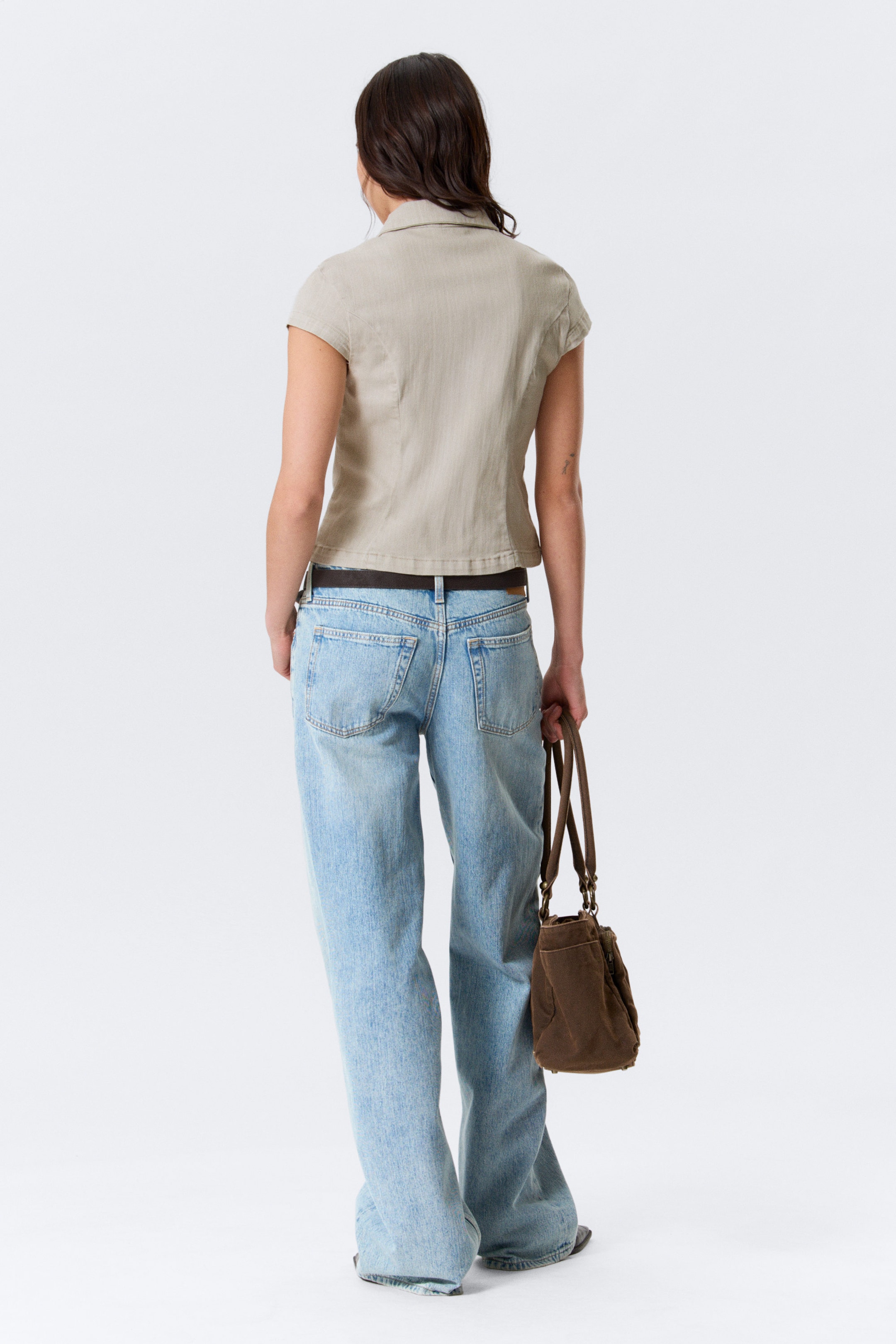 Beige - Fitted Short-Sleeved Zip Top - 2