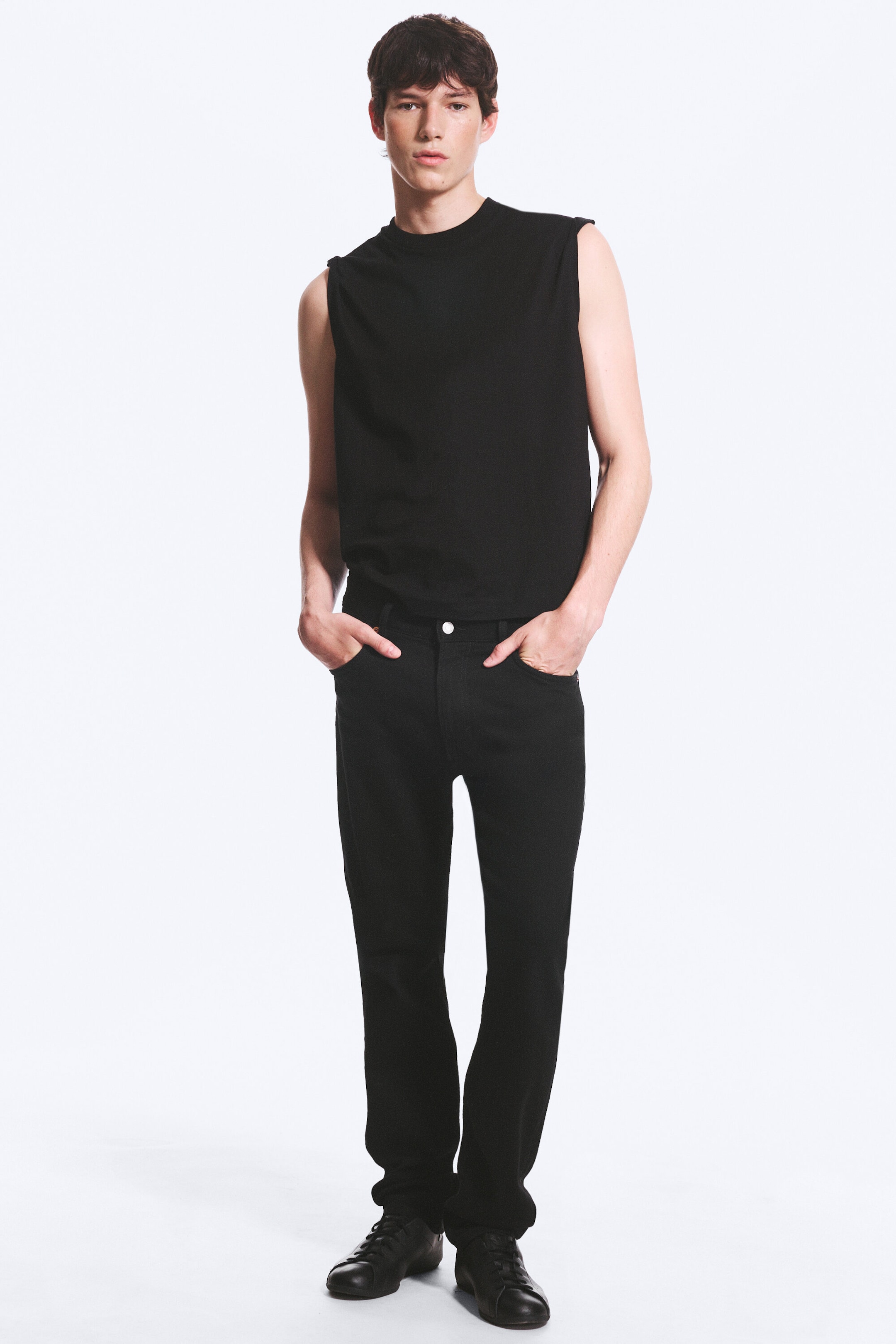Black Rinse - Schwarz - Orion Mid Waist Slim Fit Straight Leg Jeans - 2