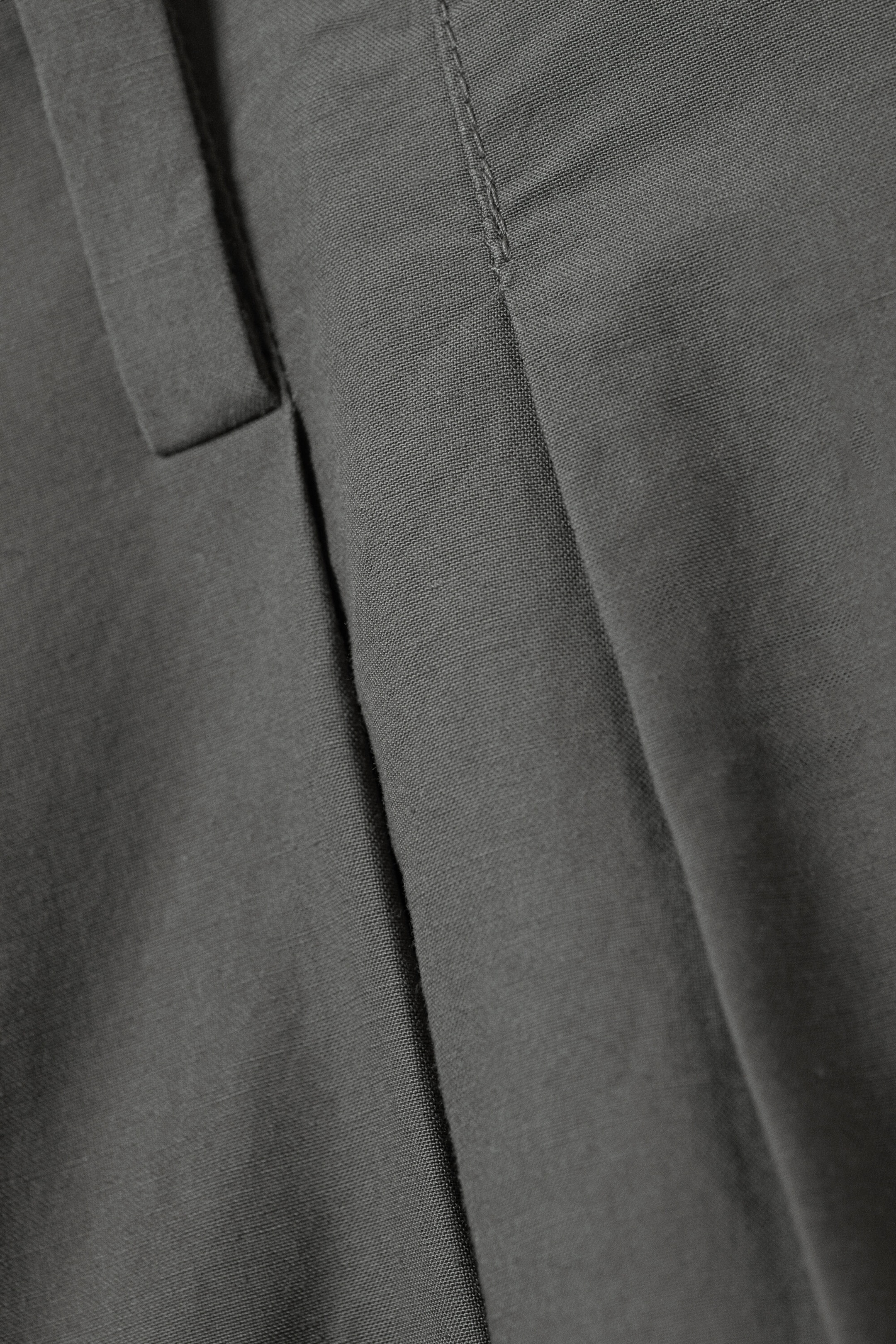 Dusty Mole - Low Rise Wide Leg Pleated Trousers - 7