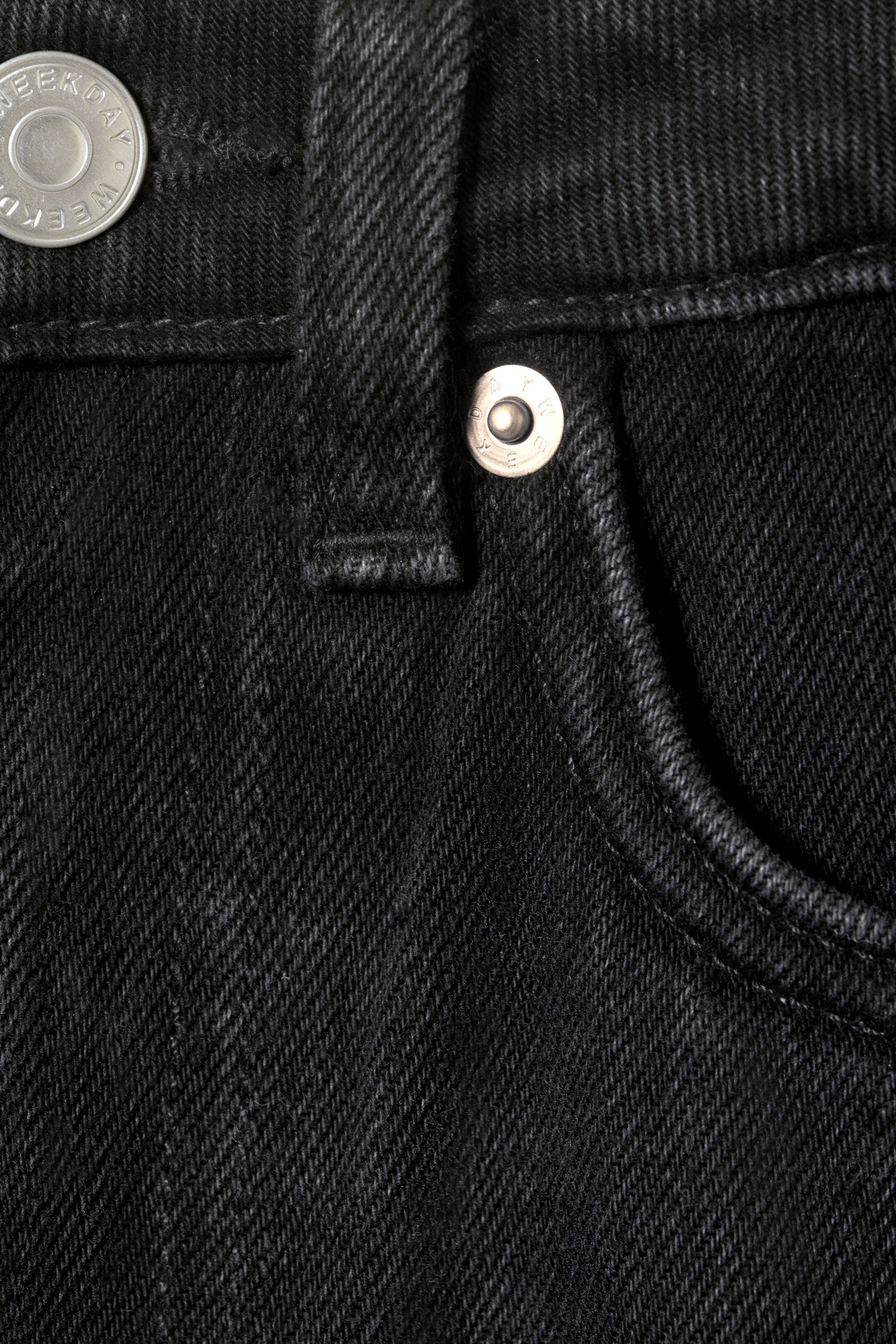 View larger image: Halo Curve High Waisted Regular Wide Leg Jeans - Tuned Black - Black - Ladies | H&M GB 2