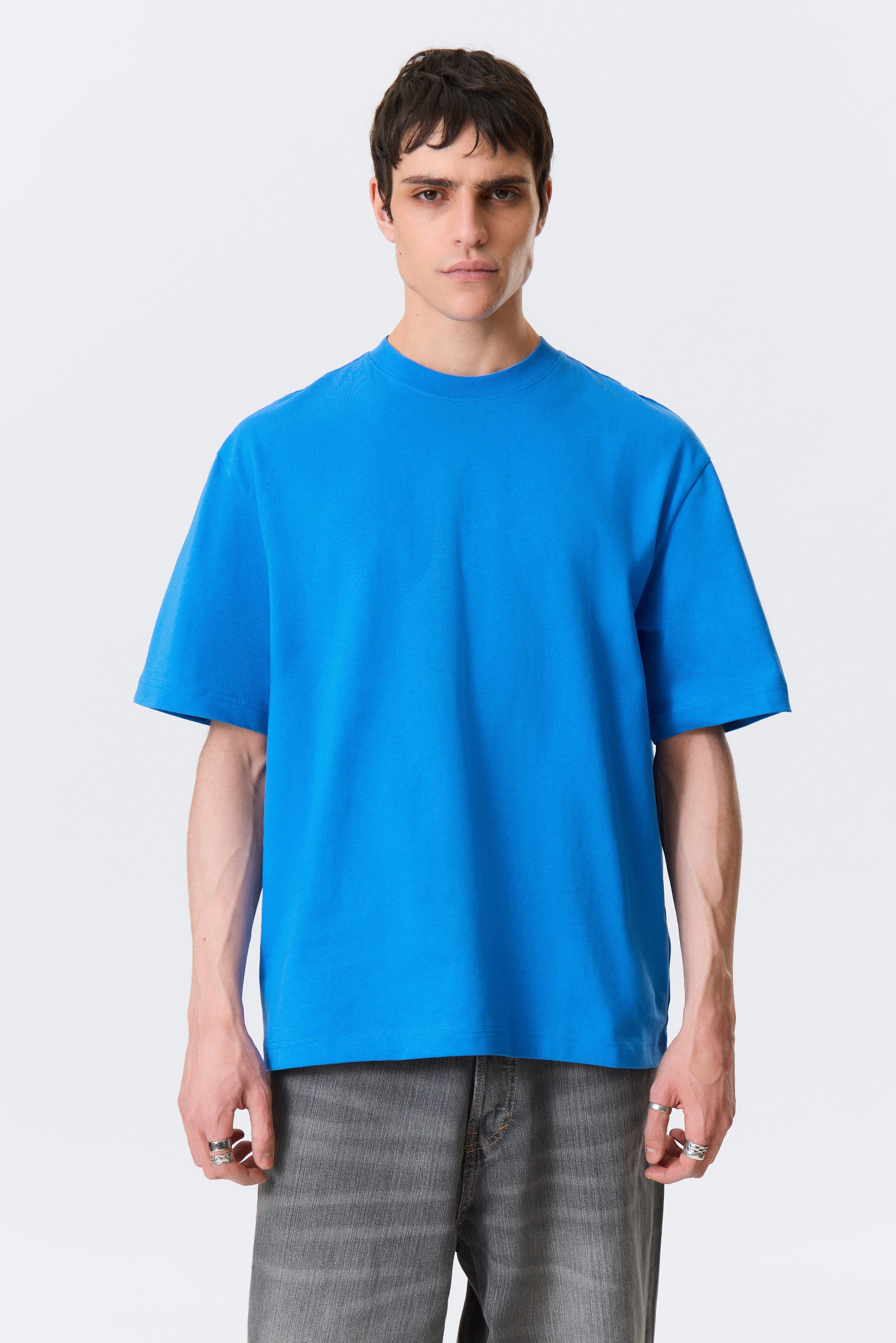 Locker geschnittenes T-Shirt - Leuchtendes Blau/Lila/Weiß/Schwarz