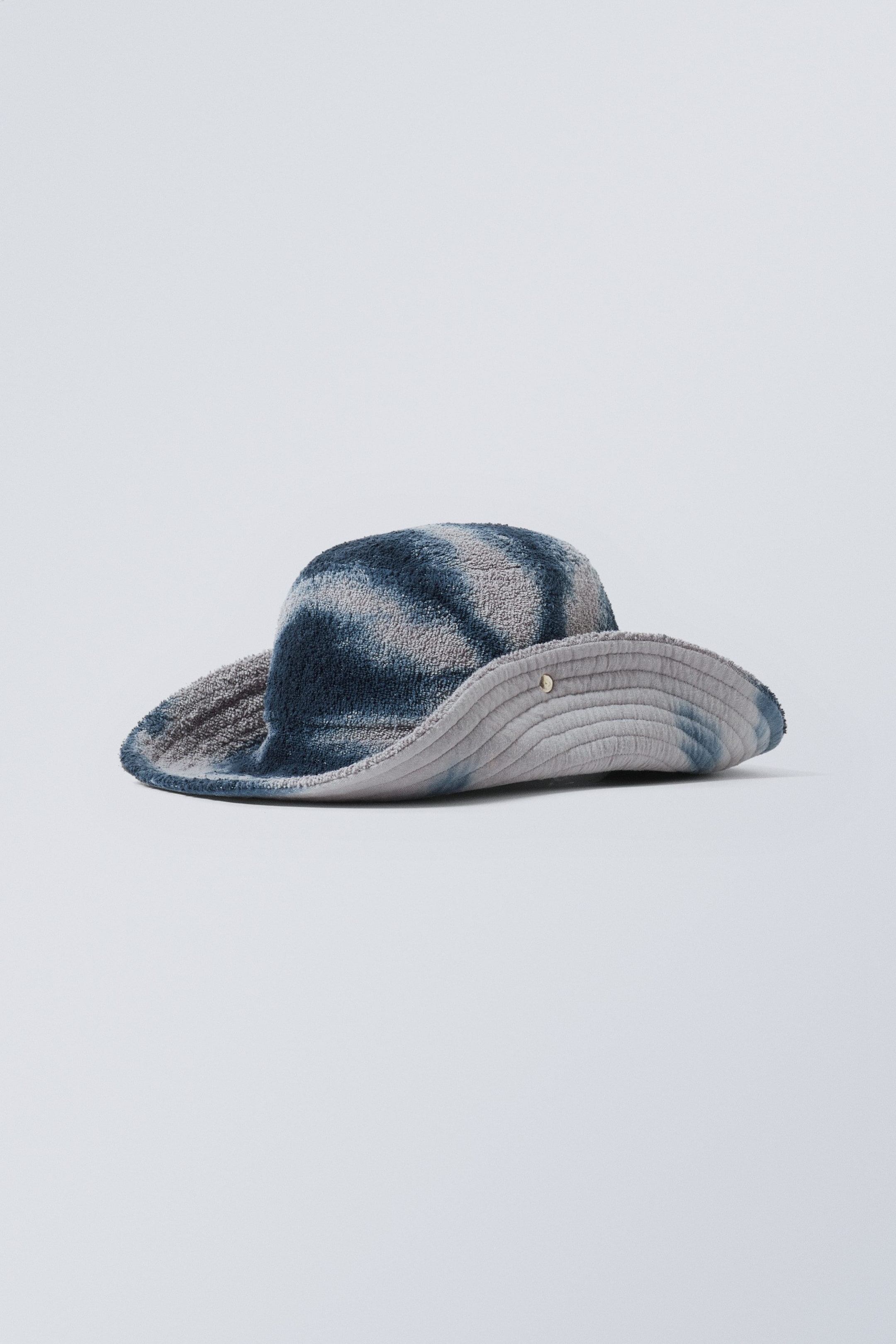 Blau in Batikoptik - Frottee-Bucket Hat Baltic - 0