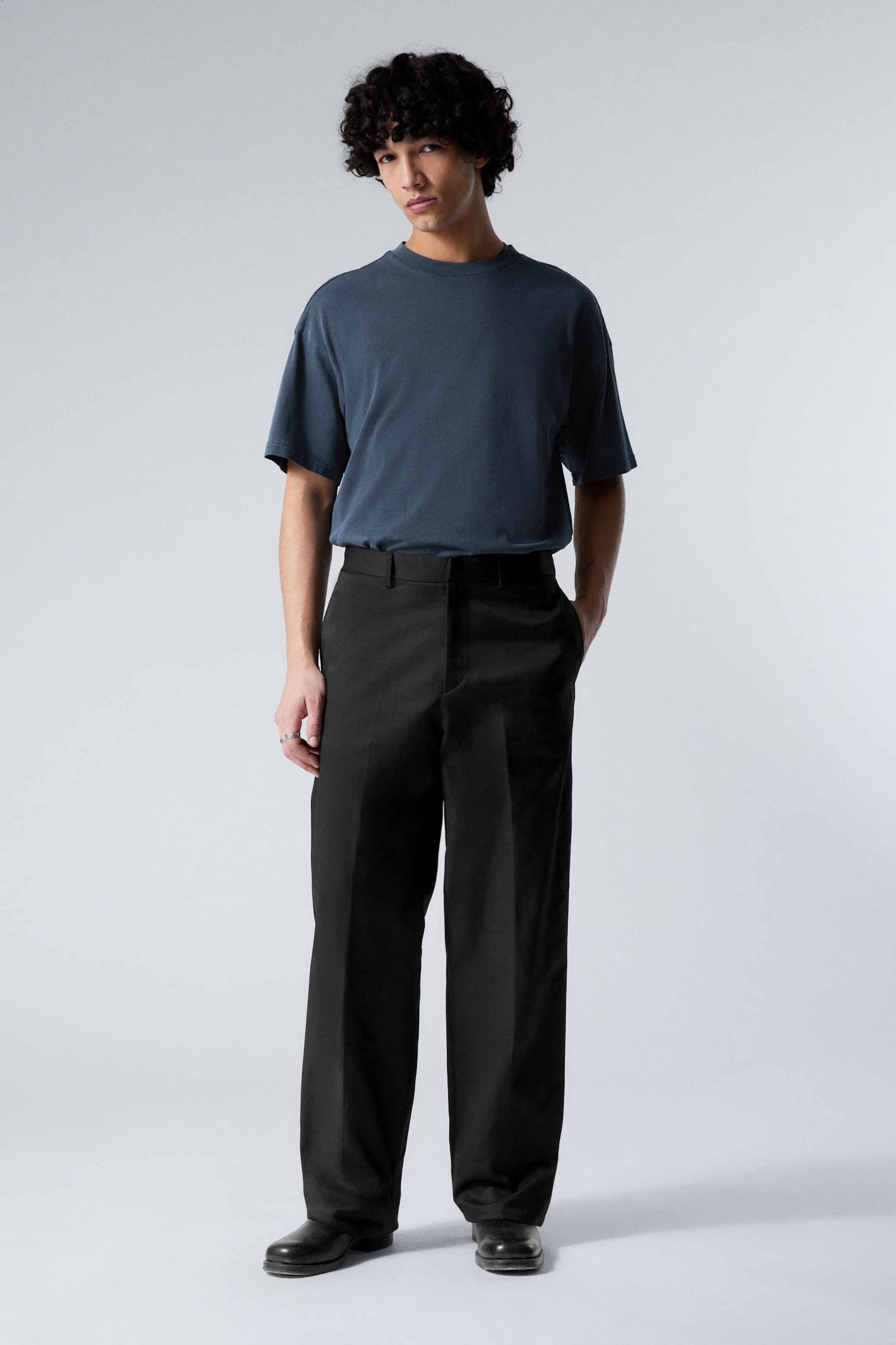#272628 - Relaxed Fit Twill Suiting Trousers - 1
