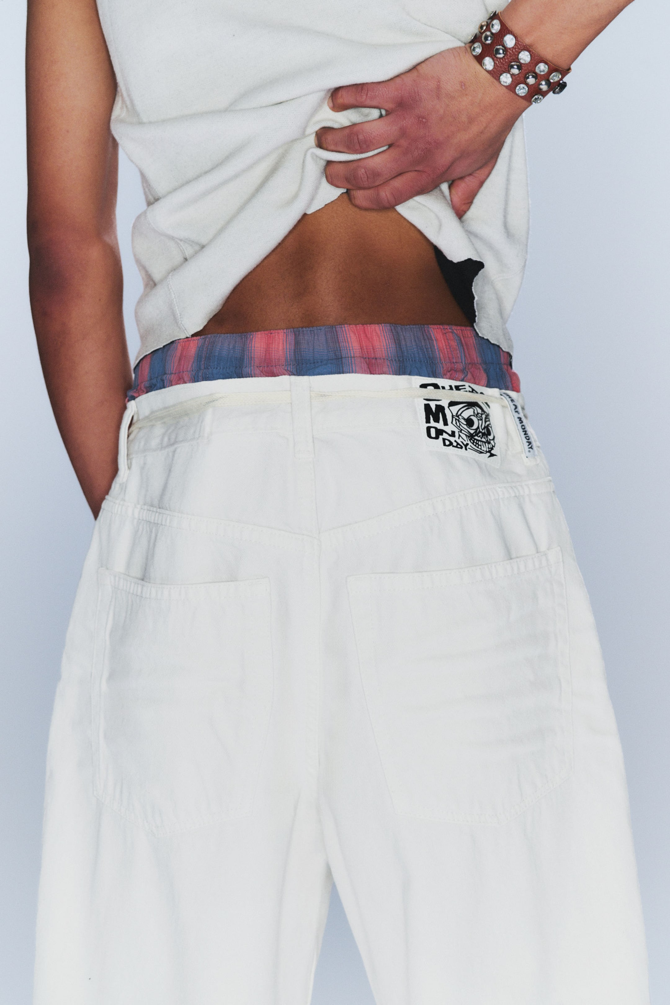 Creased White - White - Looser Regular Waist Loose Straight Jeans - 3