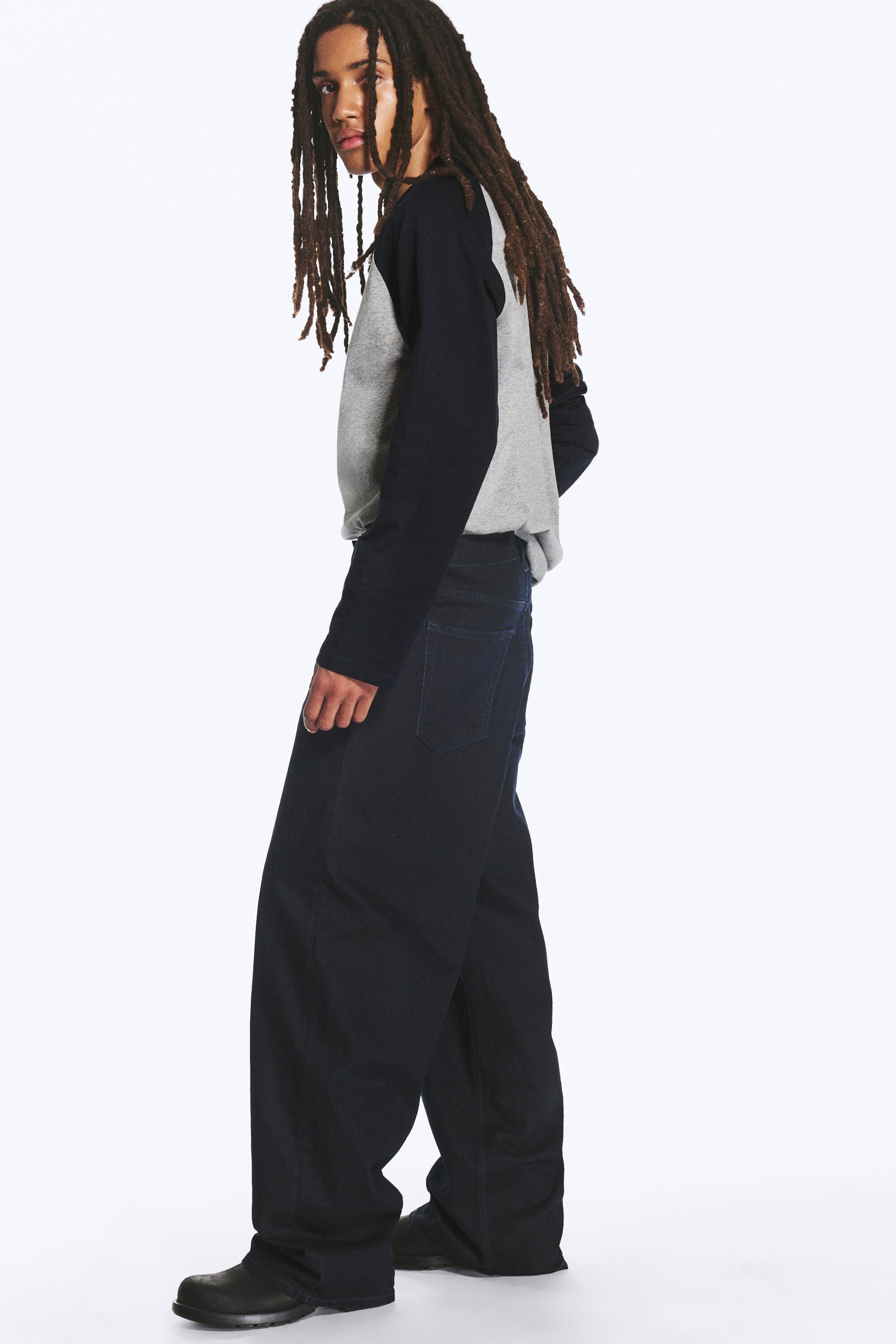 Indigo Coating - Astro jeans med mellomhøy midje, løs baggy passform og belagt finish - 2