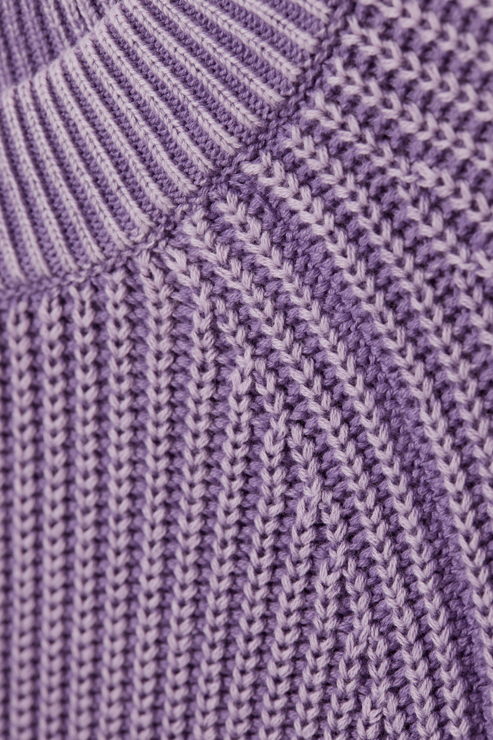 Gewaschenes Lila meliert - Lässiger Strickpullover aus Wolle - 3