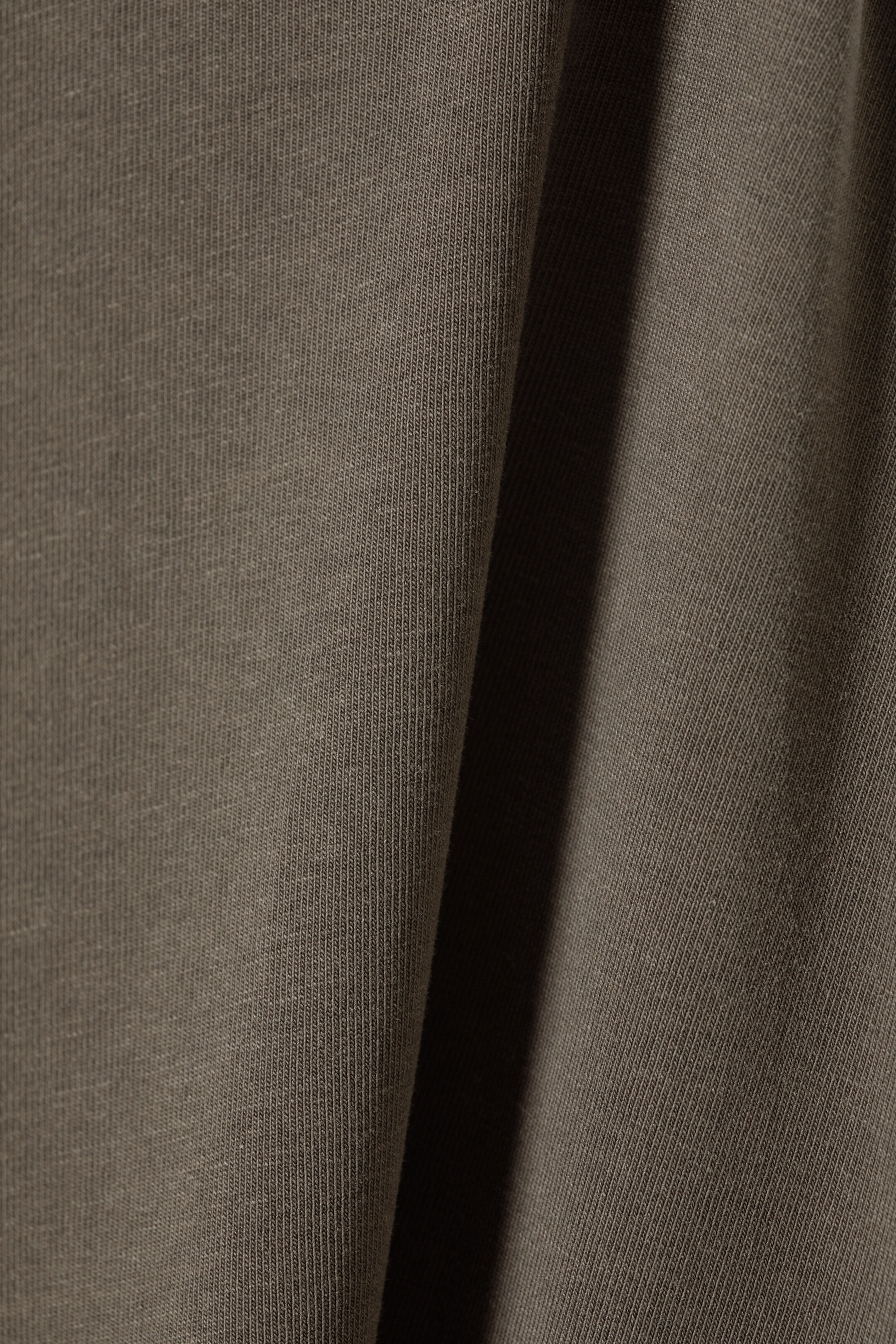 Vezi imaginea mai mare: Draped Long-Sleeved Maxi Slit Dress - Washed Dark Mole - FEMEI | H&M RO 2