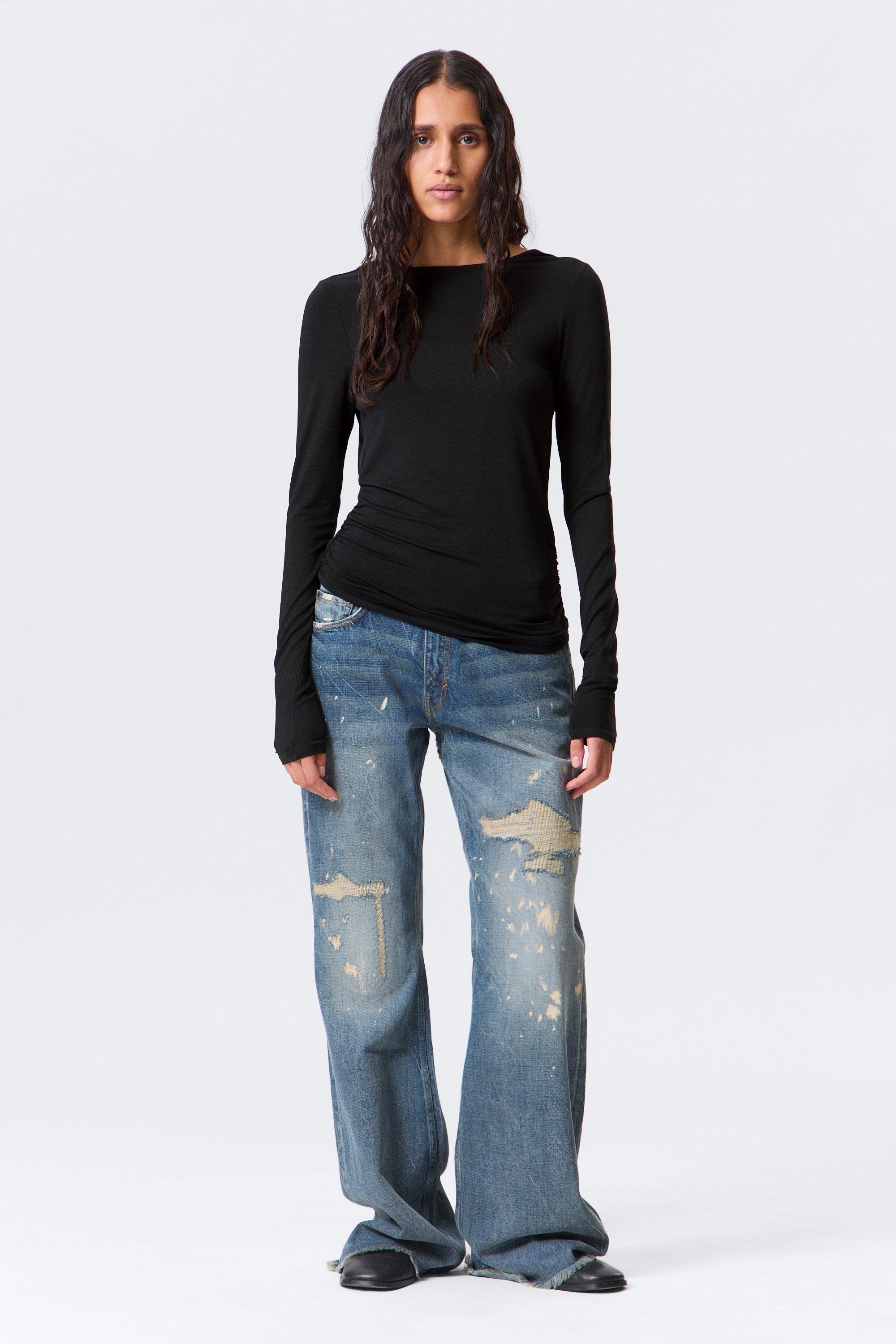 Black - Open Back Long-Sleeved Top - 2