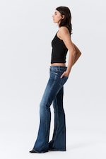 Peak Blue - Mellanblå - Katsumi low waist slim flared leg jeans - 5