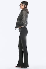 Destroyed Black - Schwarz - BOOTY BEI LOW WAIST SKINNY BOOTCUT JEANS - 3