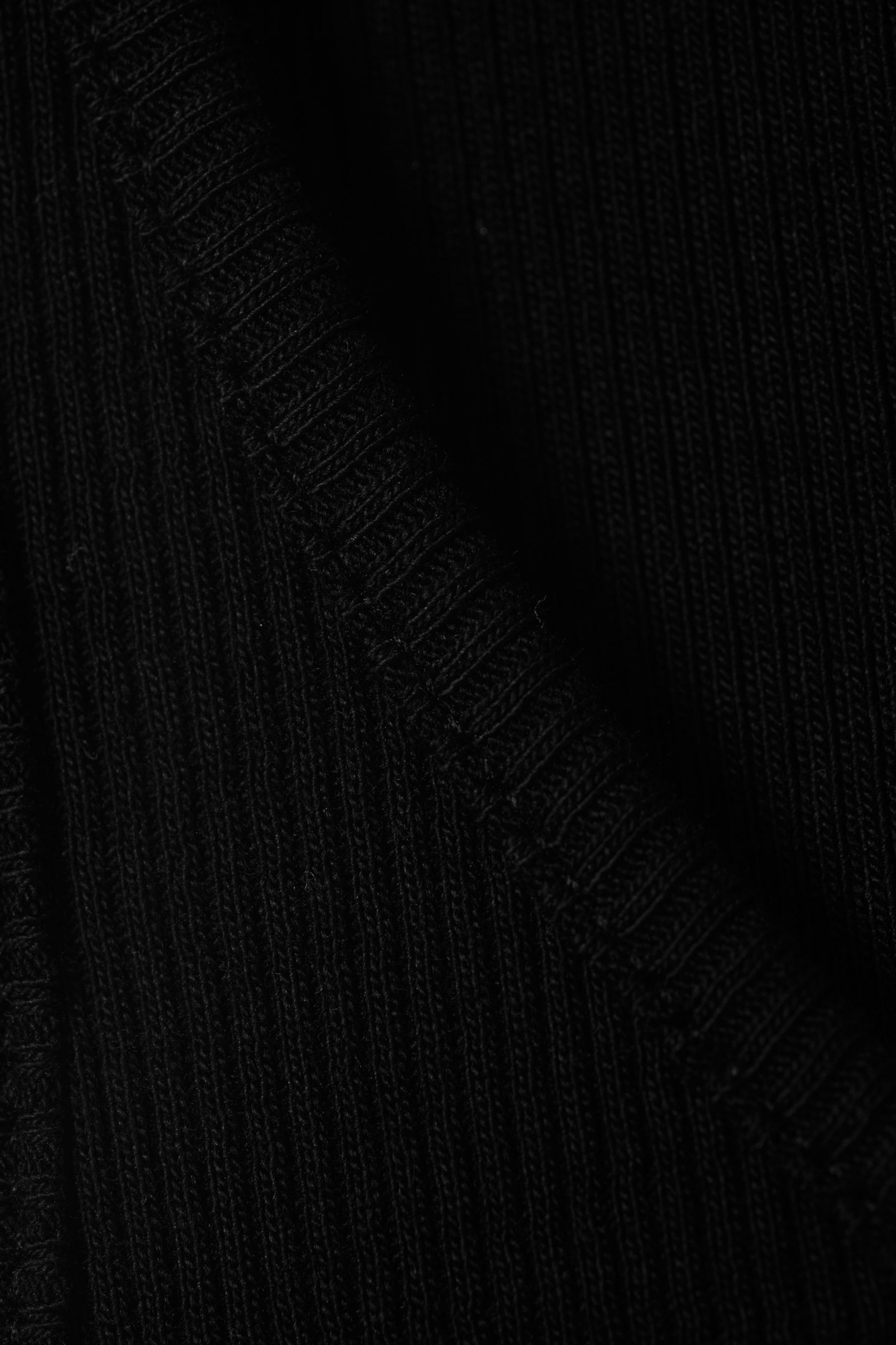 Schwarz - Geripptes Tanktop mit Rundhalsausschnitt - 4