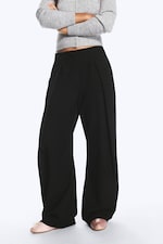 Black - Low rise balloon trousers - 1